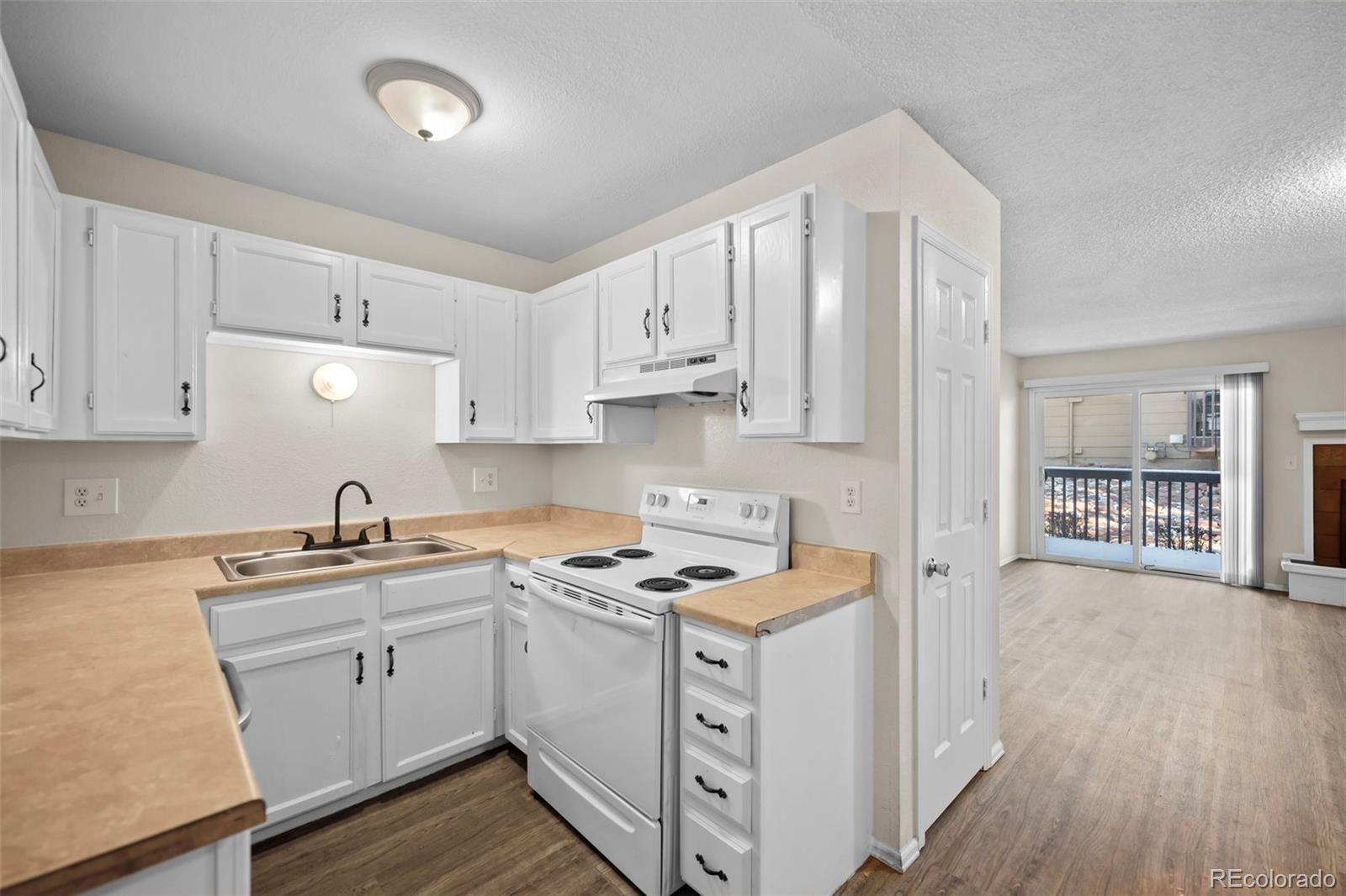 MLS Image #12 for 22  stovel circle,colorado springs, Colorado