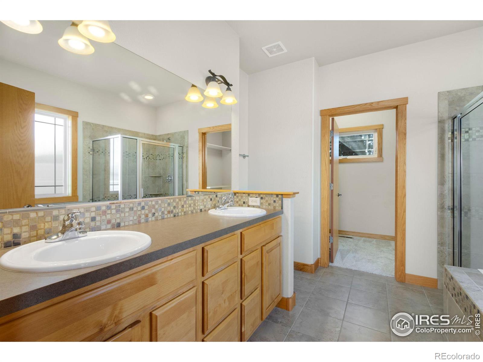 MLS Image #20 for 1424  paddle court,fort collins, Colorado