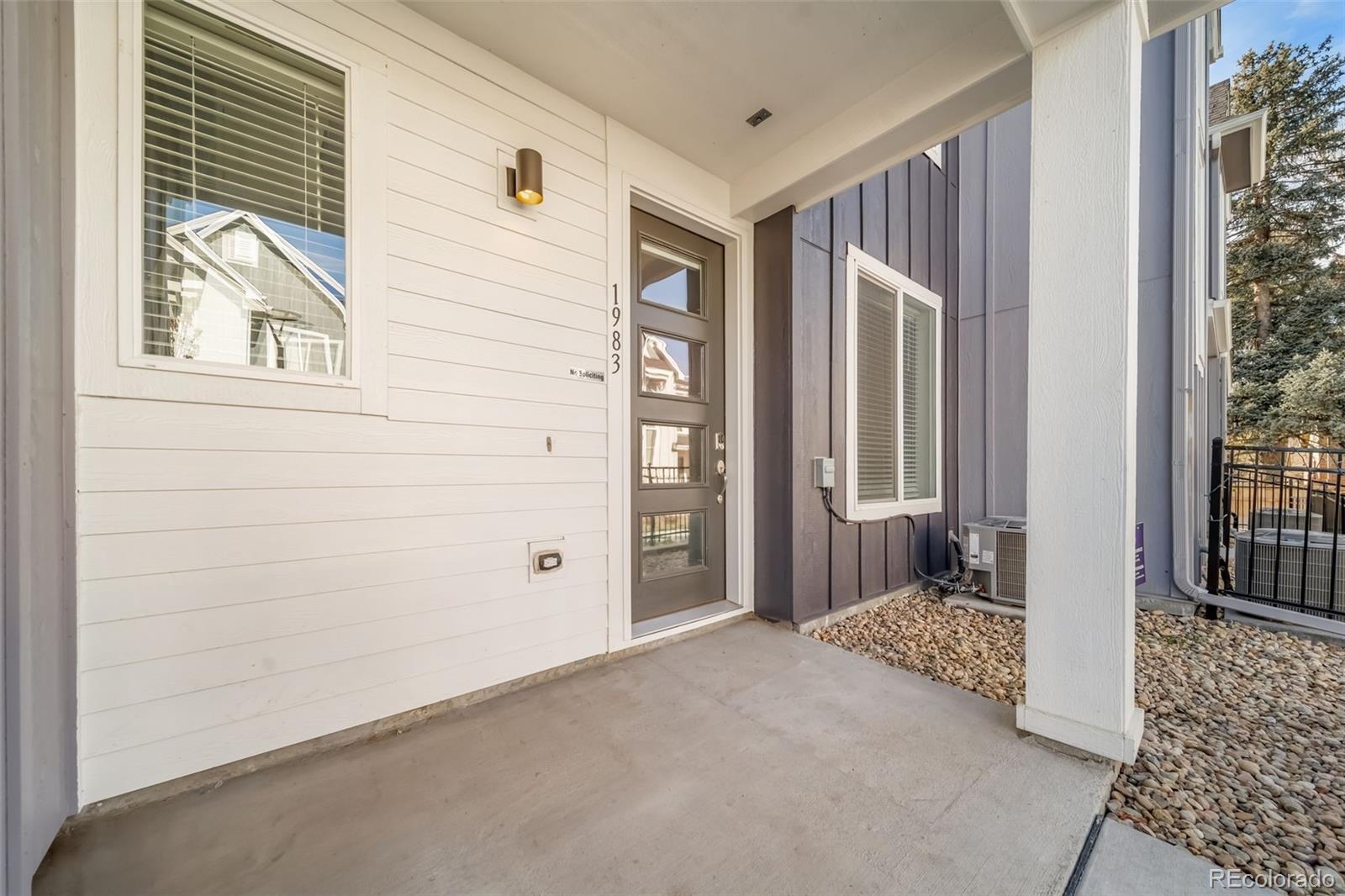 MLS Image #6 for 1983 s poplar court,denver, Colorado