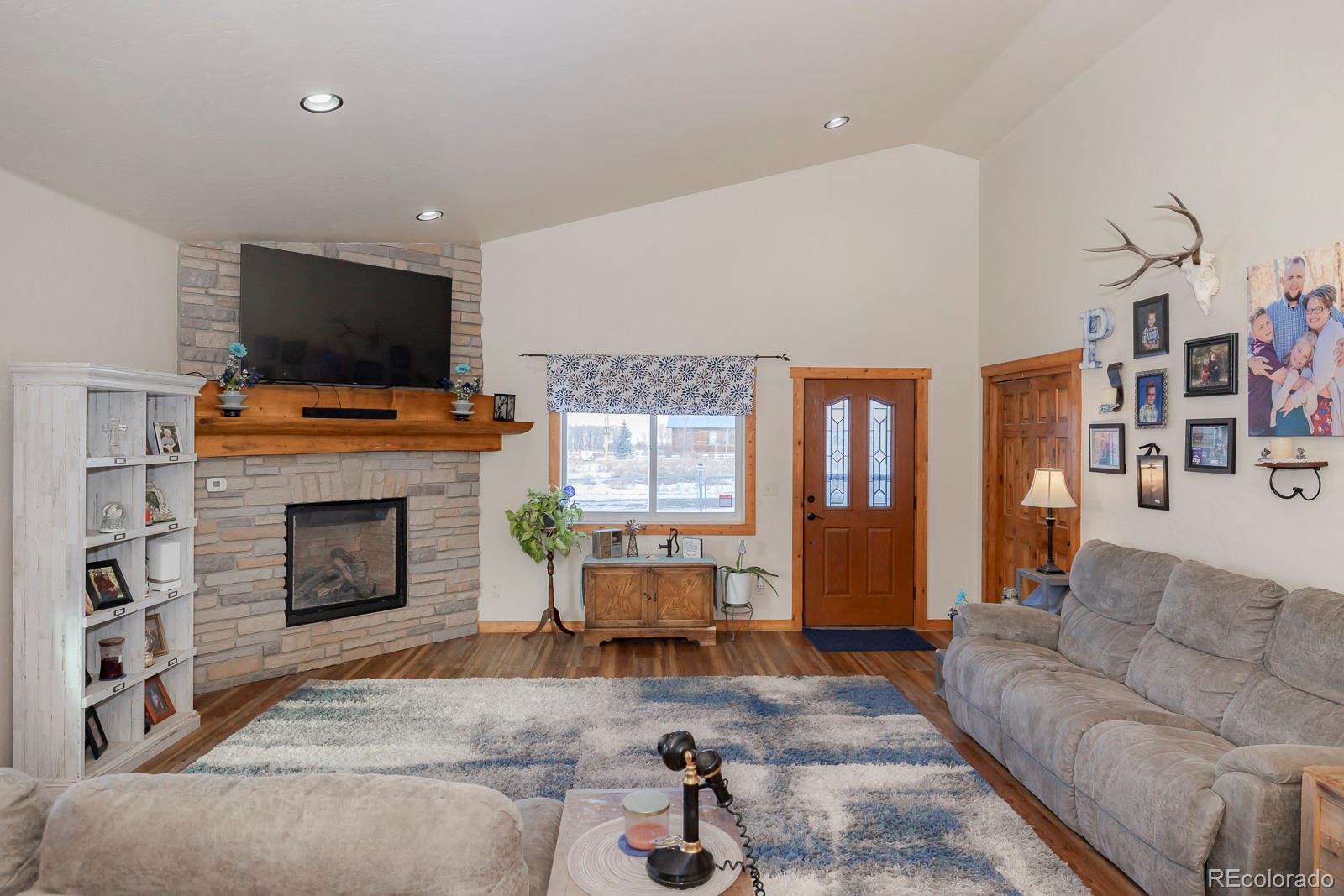 MLS Image #11 for 102 e nevava street,hot sulphur springs, Colorado