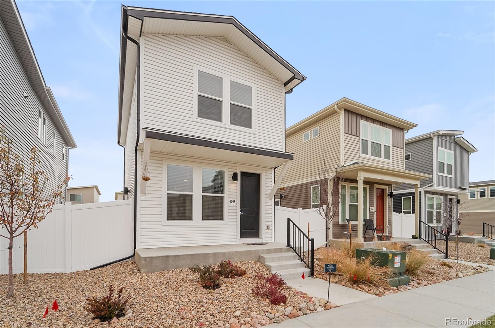 MLS Image #2 for 4943 n yampa street,denver, Colorado