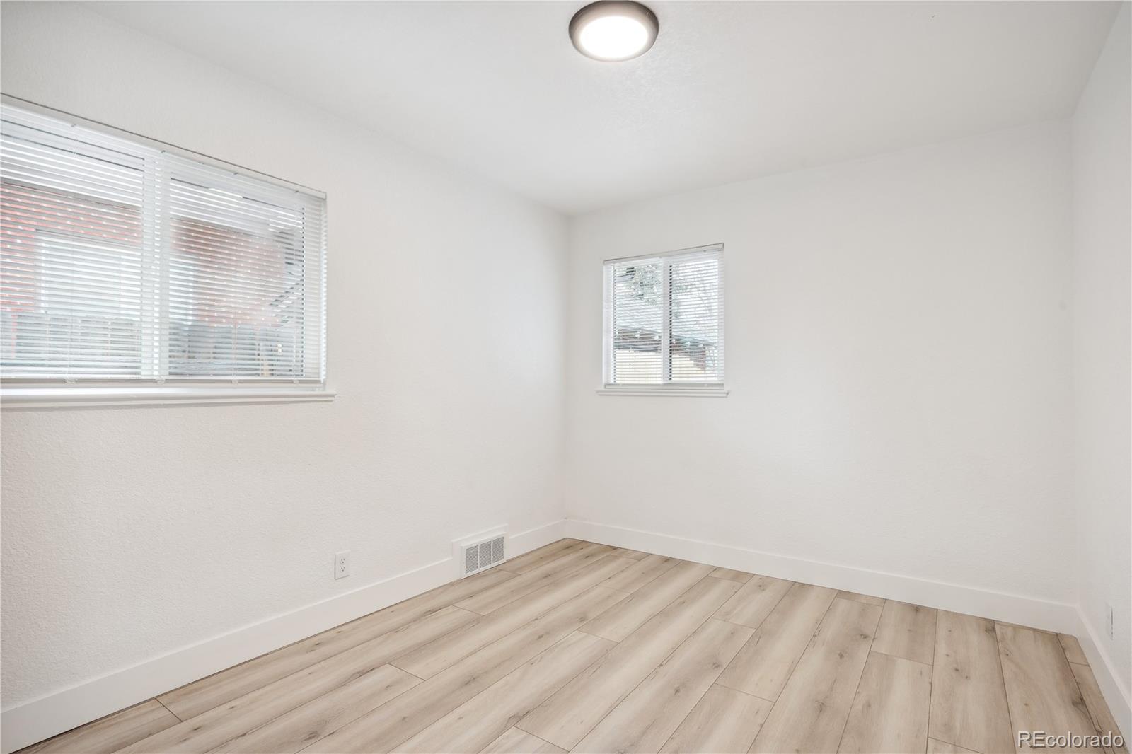 MLS Image #13 for 5105 w 36th avenue,denver, Colorado