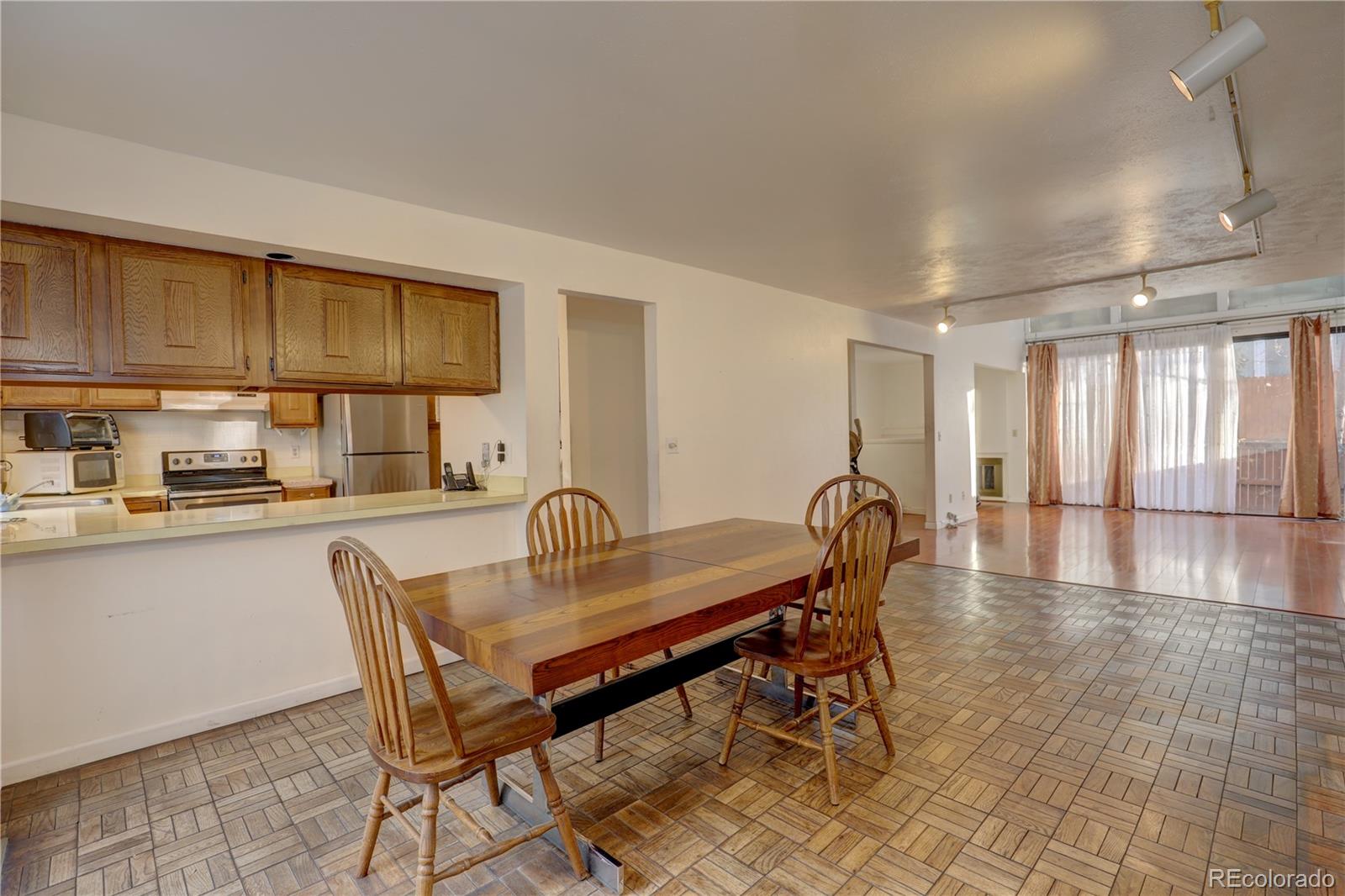 MLS Image #12 for 1050 s monaco parkway 88,denver, Colorado