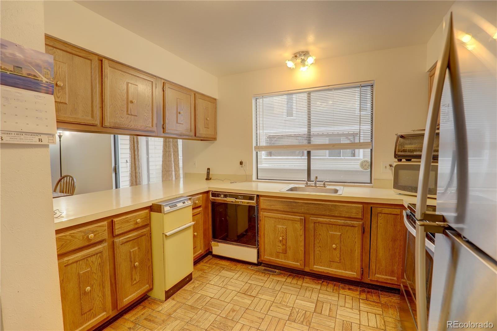 MLS Image #14 for 1050 s monaco parkway 88,denver, Colorado