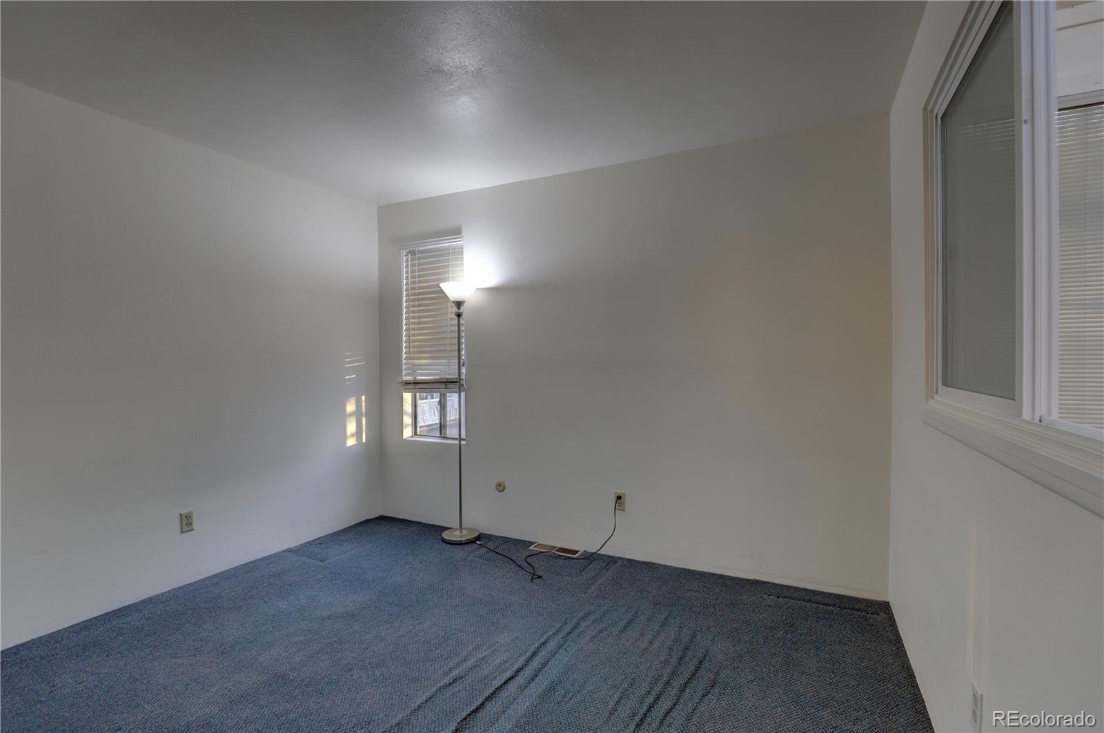 MLS Image #23 for 1050 s monaco parkway 88,denver, Colorado