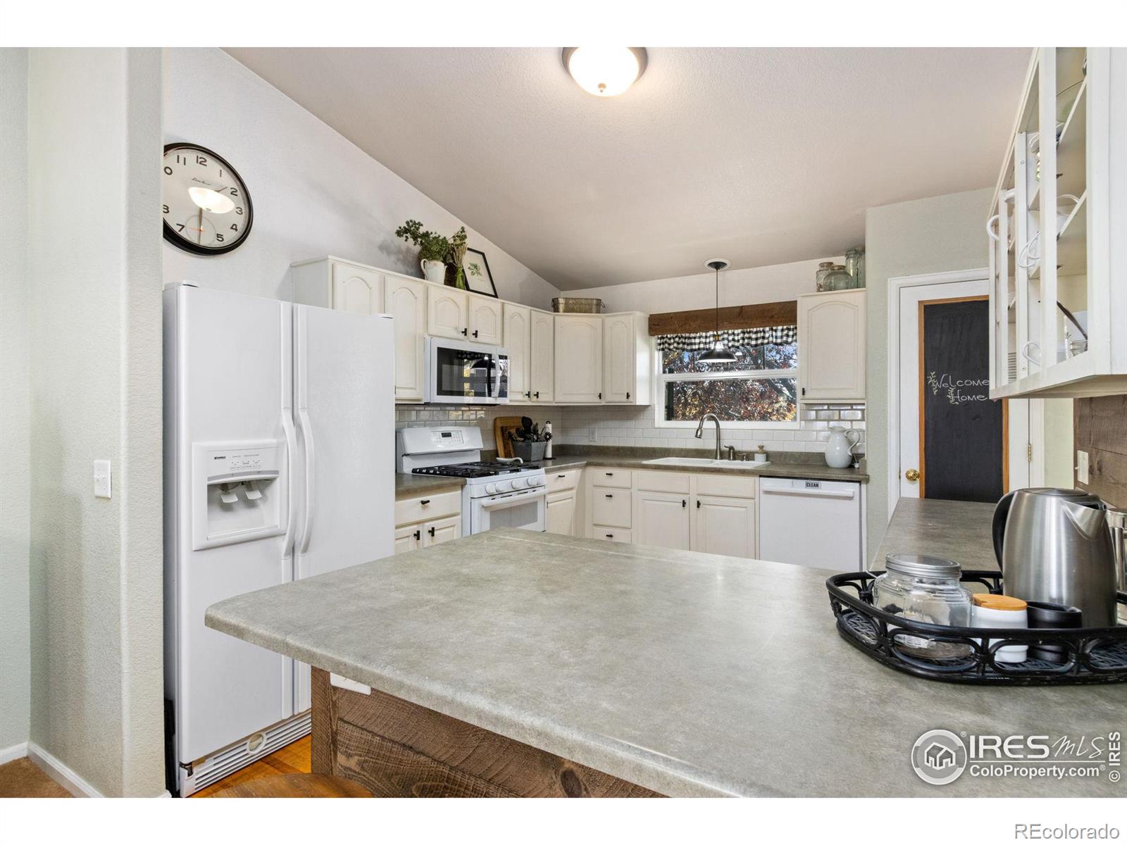 MLS Image #10 for 3805  panther drive,loveland, Colorado