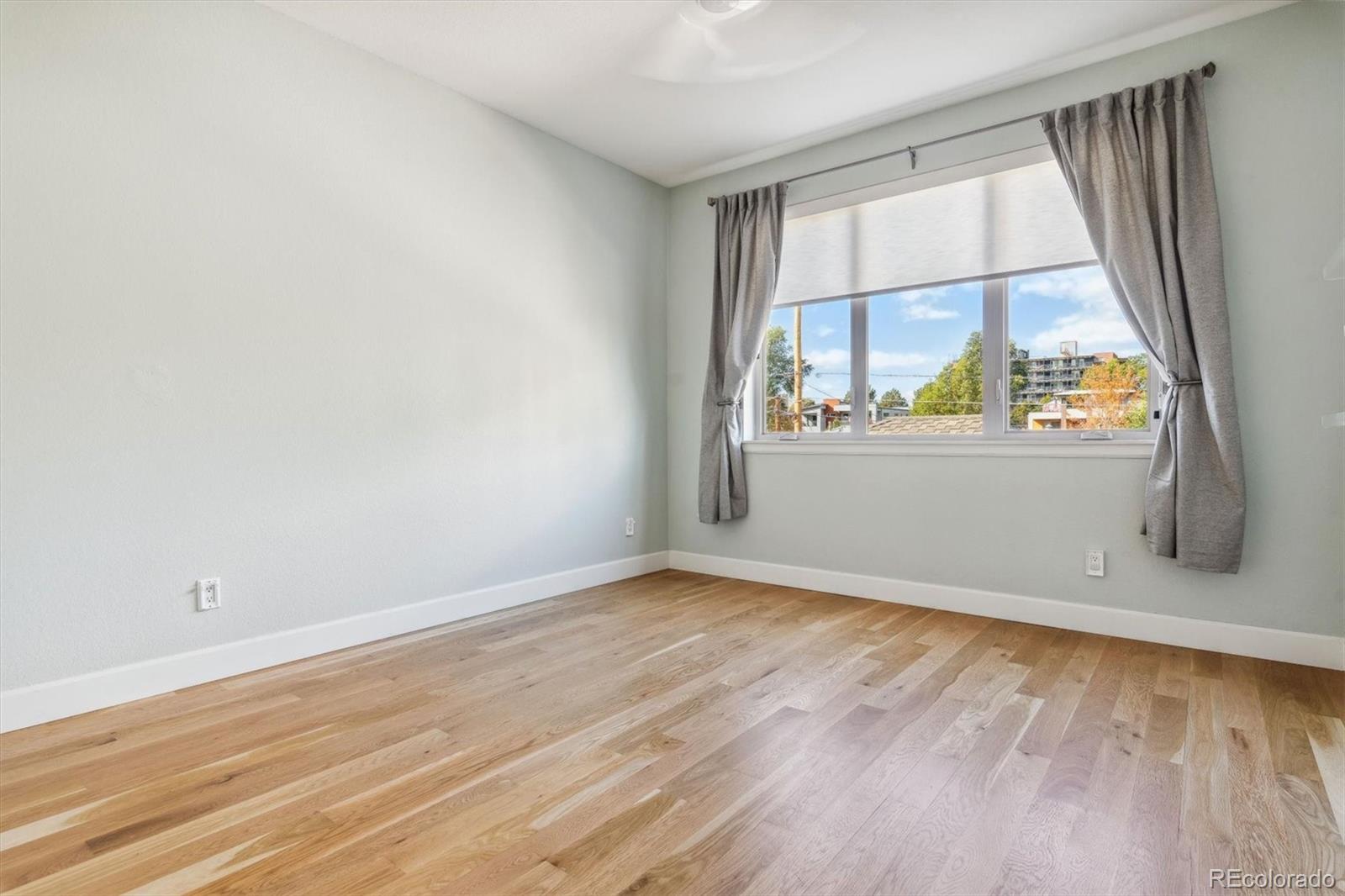 MLS Image #25 for 853  elm street,denver, Colorado