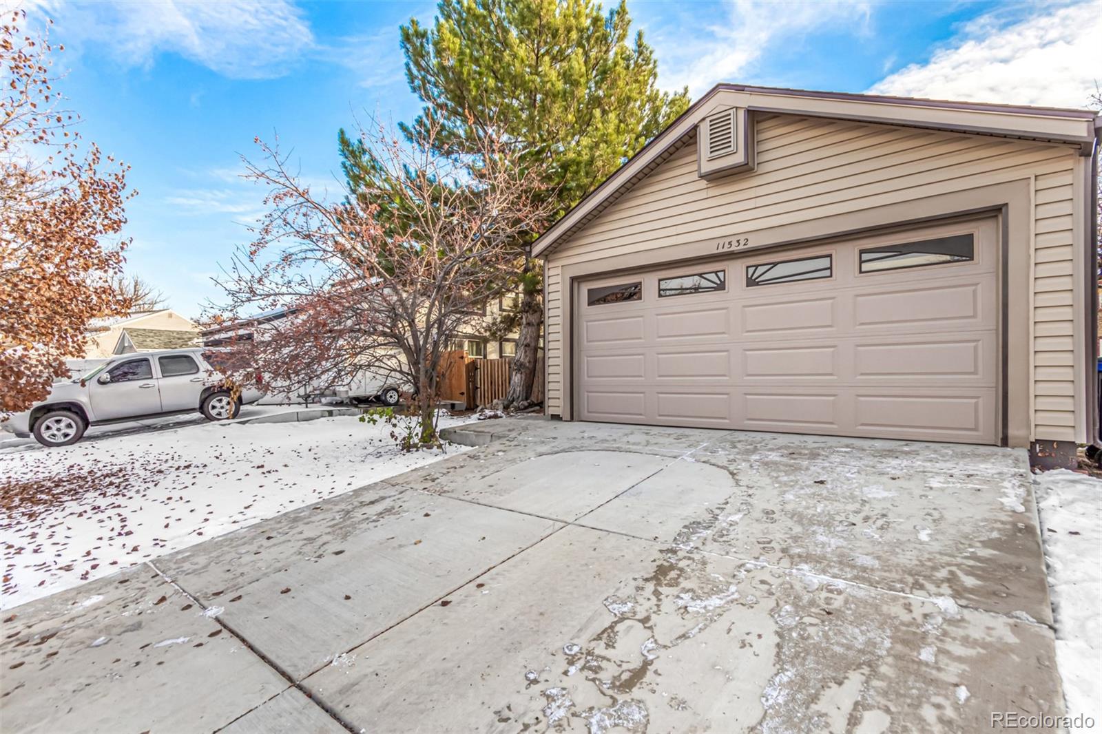 MLS Image #2 for 11532 e 1st avenue,aurora, Colorado