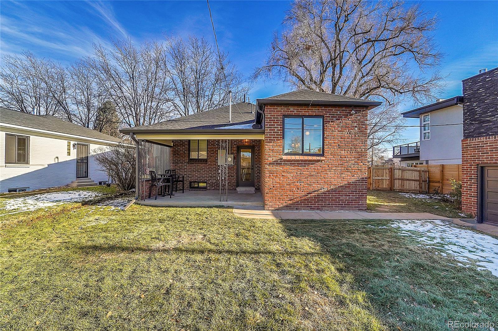 MLS Image #43 for 975 s fillmore way,denver, Colorado