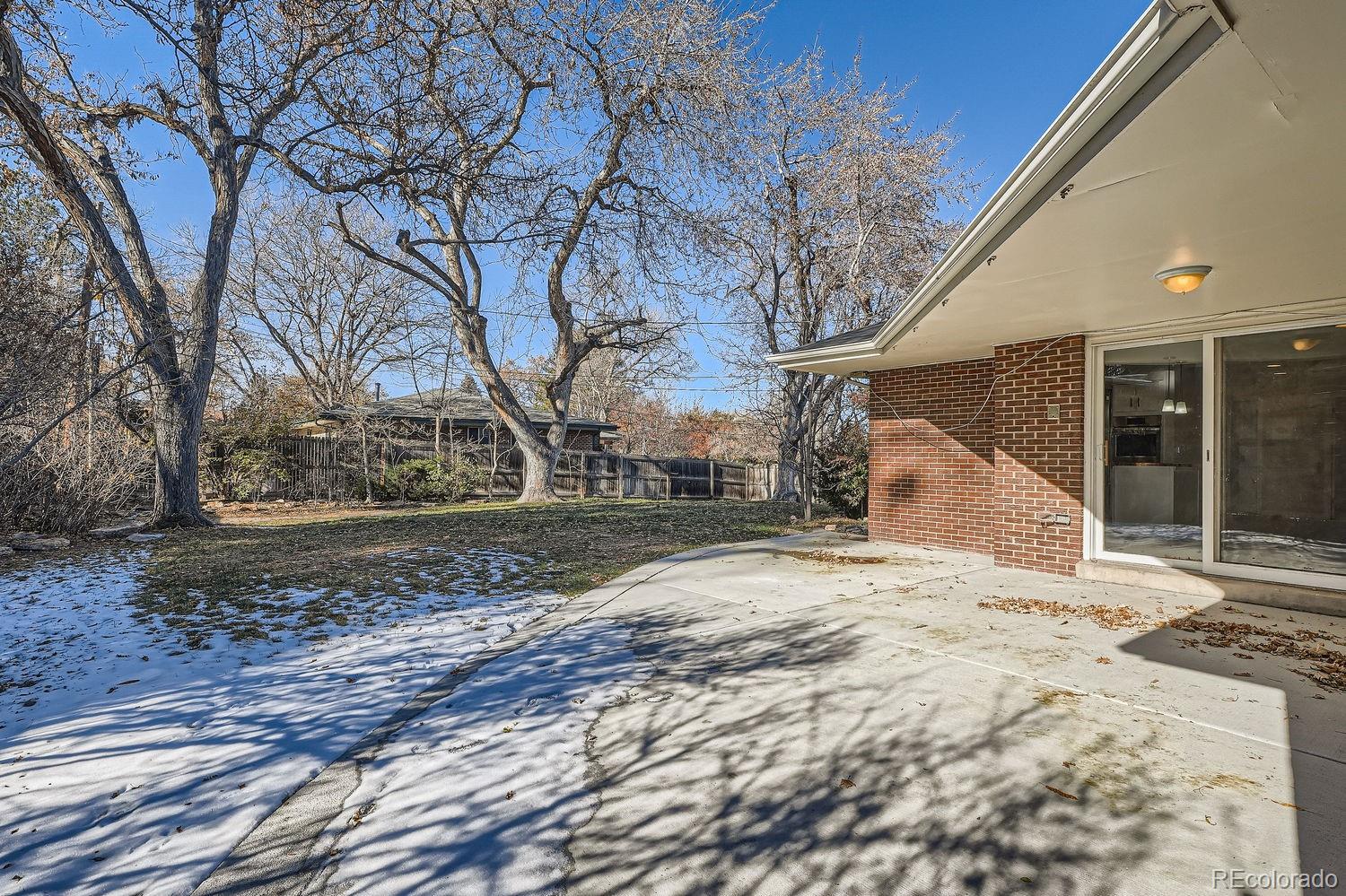 MLS Image #36 for 1701 s newport way,denver, Colorado