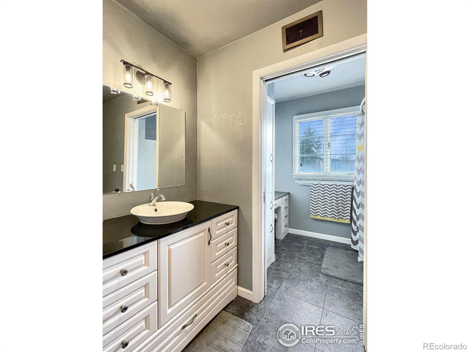 MLS Image #15 for 310 s high school avenue,holyoke, Colorado
