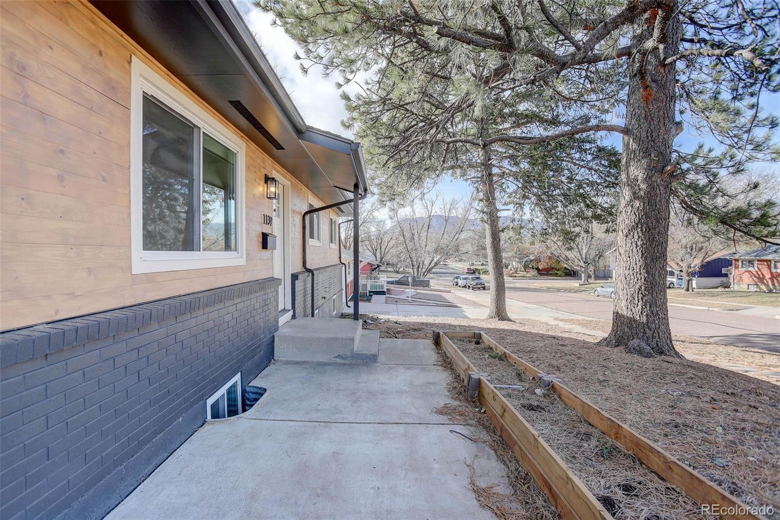 MLS Image #4 for 1139  royale drive,colorado springs, Colorado