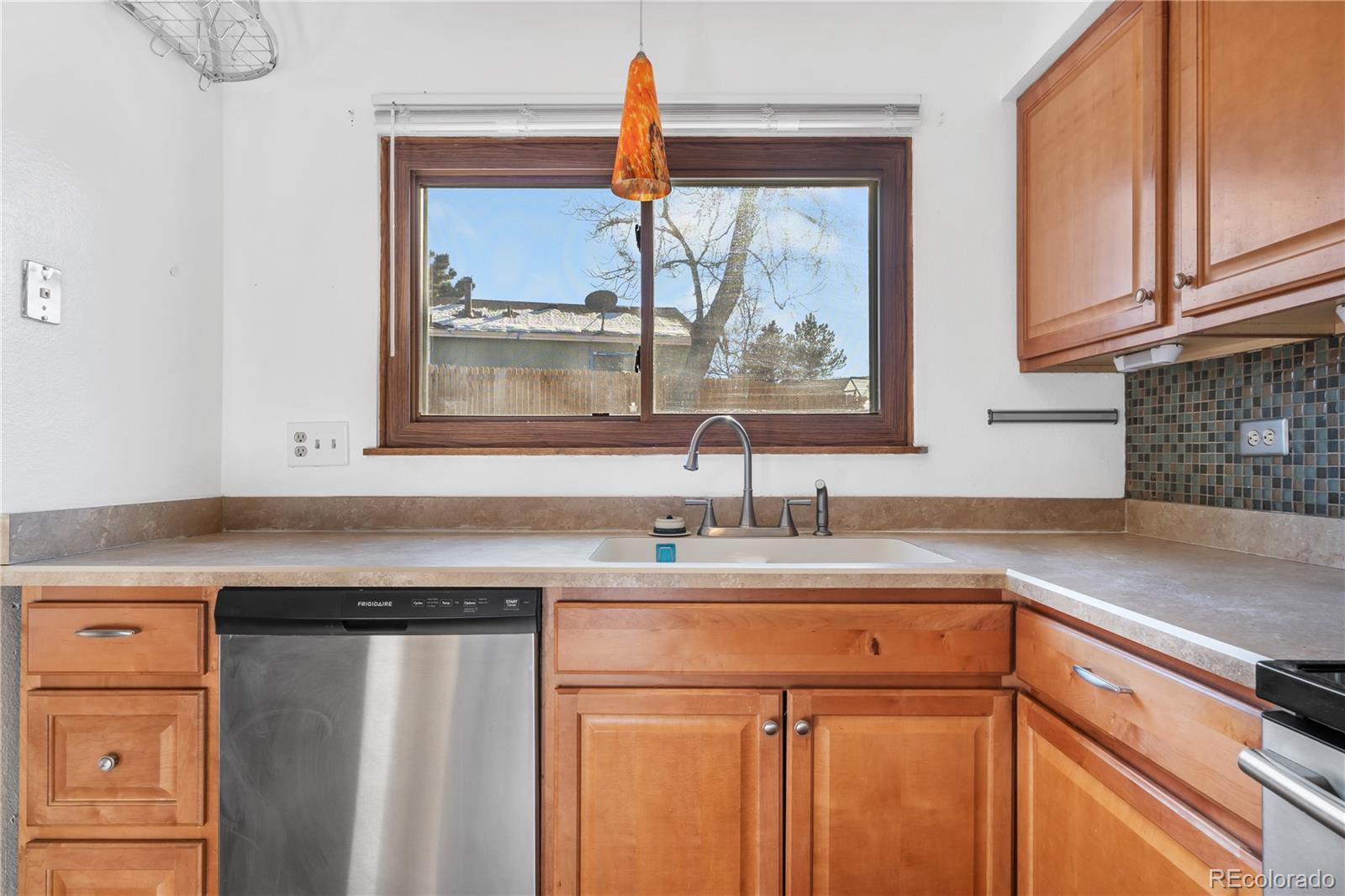 MLS Image #5 for 16142 e oxford drive,aurora, Colorado