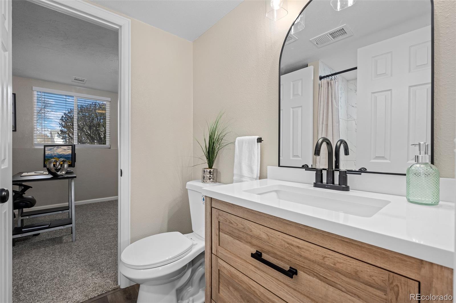 MLS Image #25 for 3708 s danube circle,aurora, Colorado