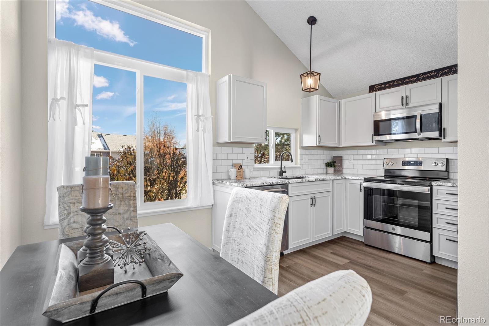 MLS Image #9 for 3708 s danube circle,aurora, Colorado