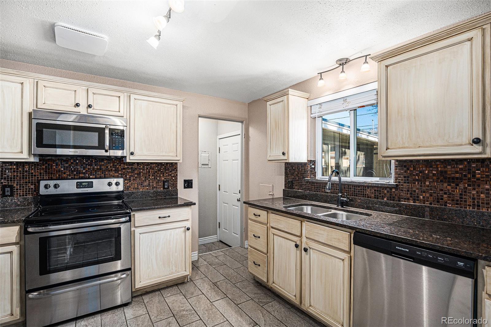 MLS Image #5 for 3350  olive street,denver, Colorado