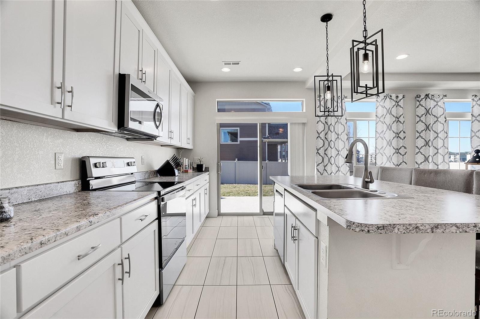 MLS Image #12 for 5399  walden court,denver, Colorado