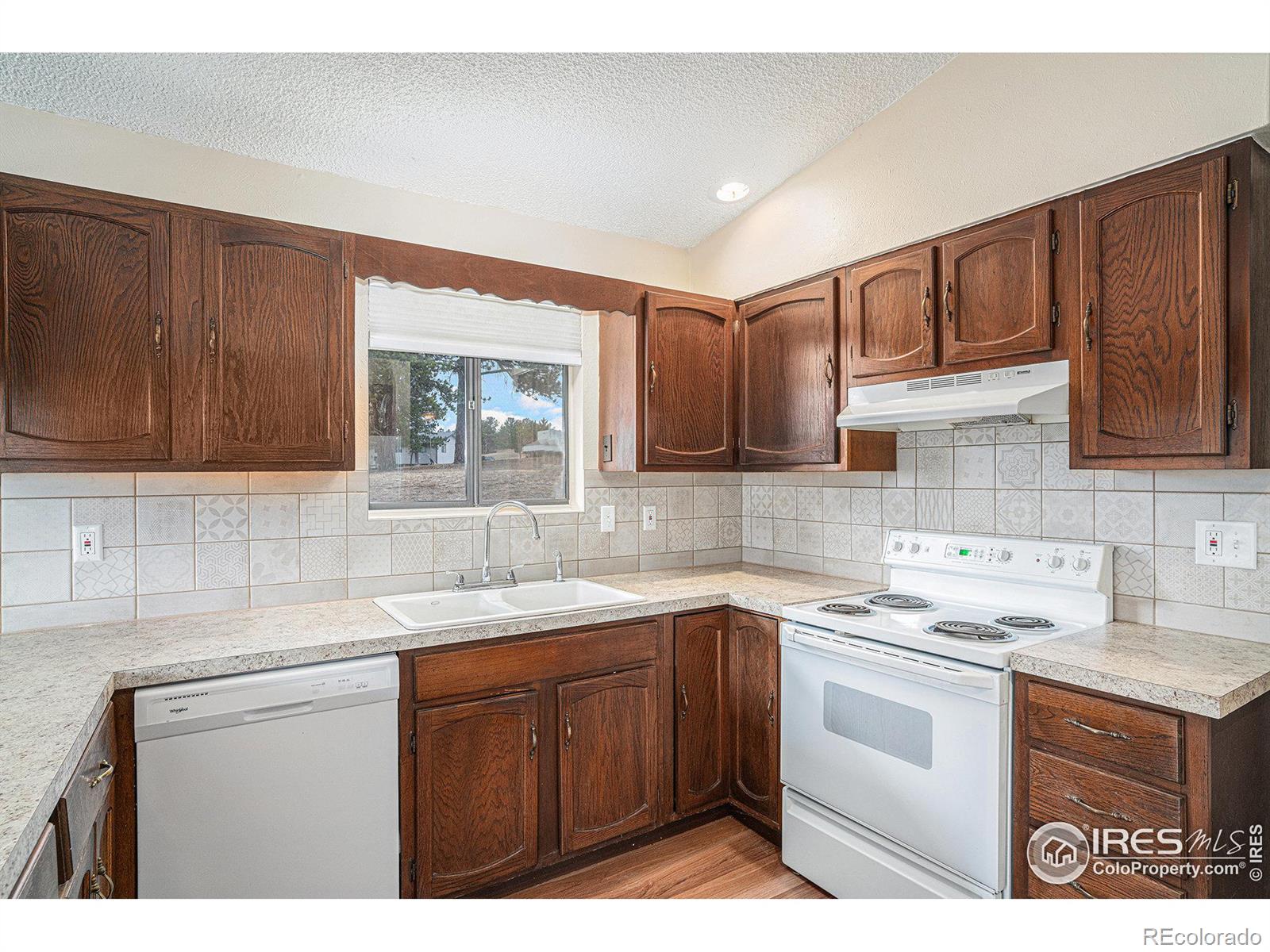 MLS Image #9 for 119  greenwood drive,loveland, Colorado