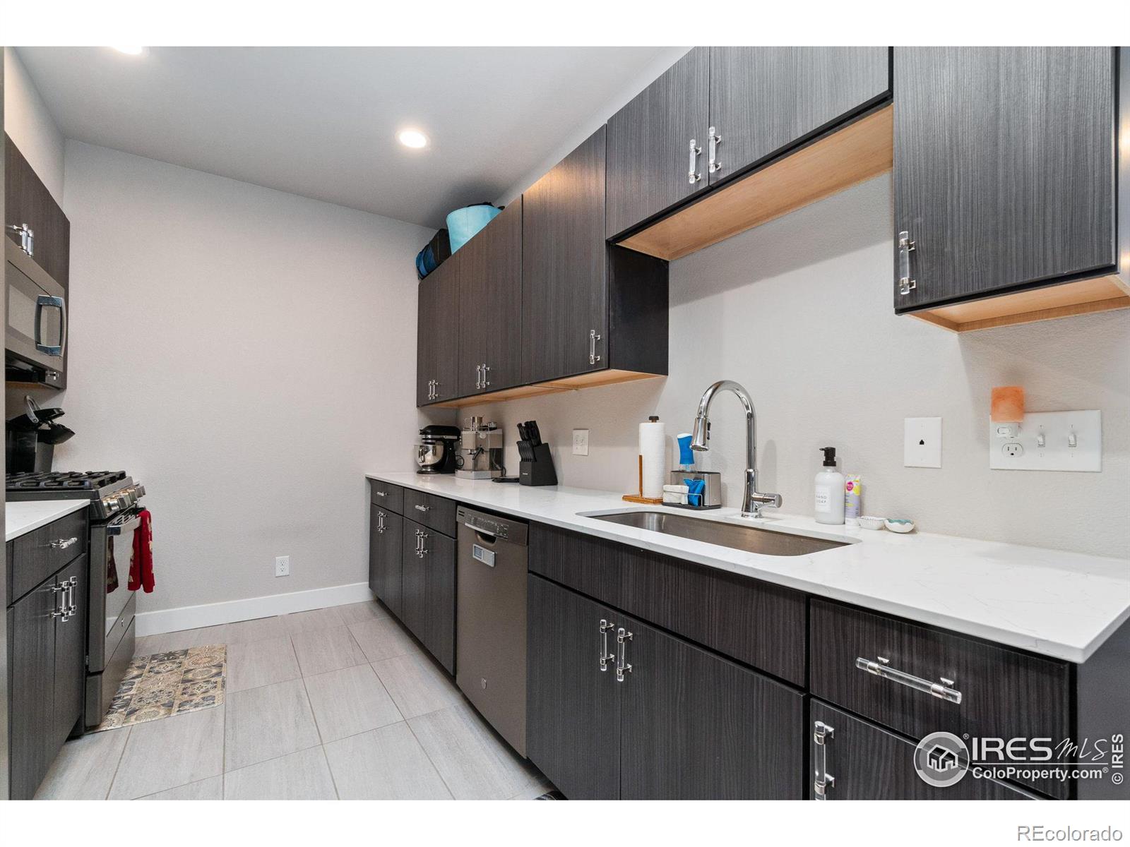 MLS Image #4 for 1401 w 85th avenue,denver, Colorado