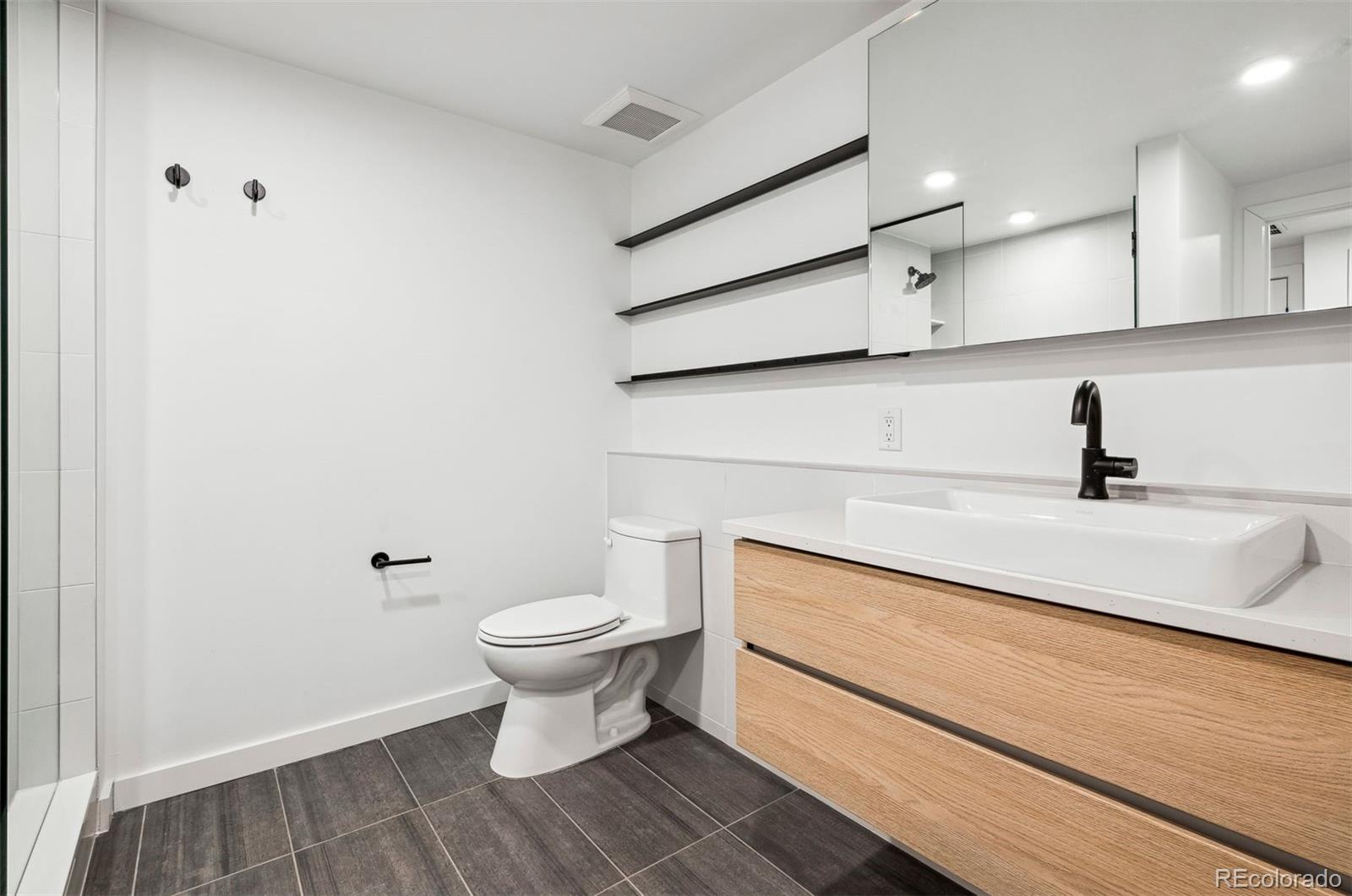 MLS Image #28 for 1601  park avenue 110,denver, Colorado