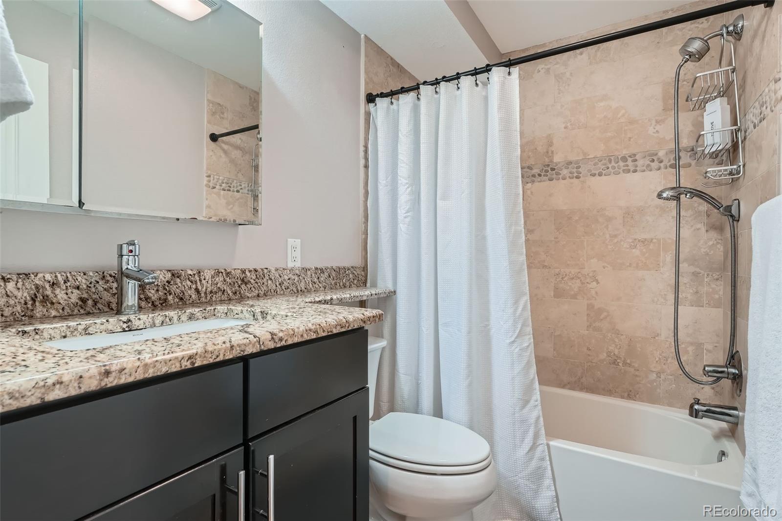 MLS Image #18 for 2460 w caithness place,denver, Colorado