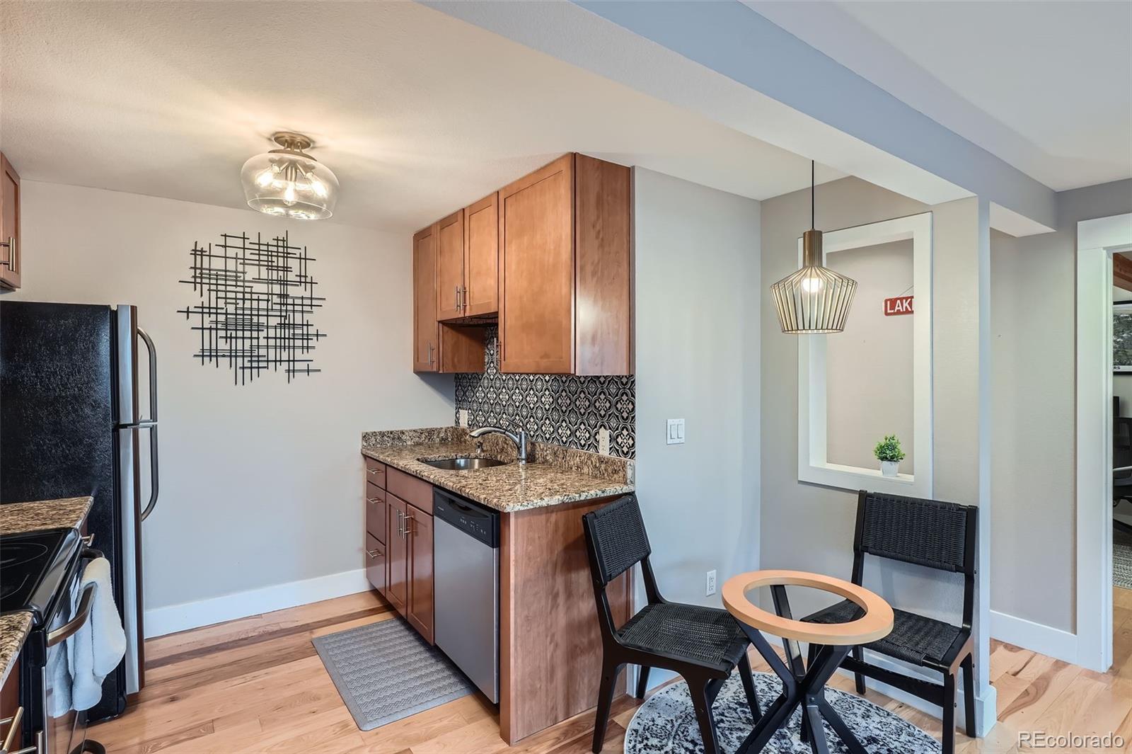 MLS Image #7 for 2460 w caithness place,denver, Colorado