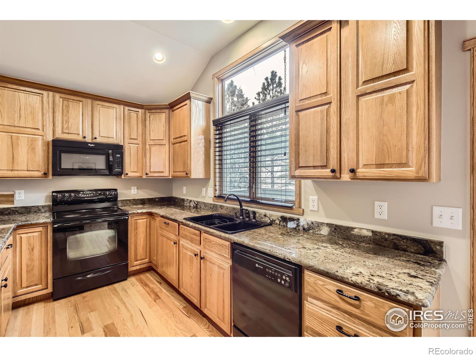 MLS Image #10 for 609  park river place,estes park, Colorado