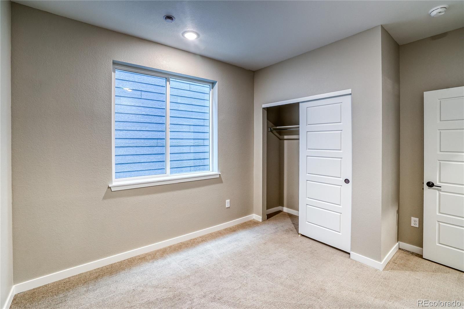 MLS Image #7 for 21294 e 63rd drive,aurora, Colorado