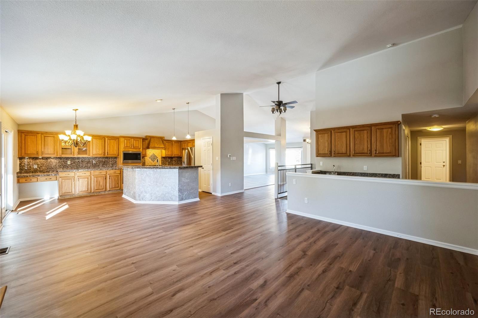 MLS Image #7 for 11713  elm court,thornton, Colorado