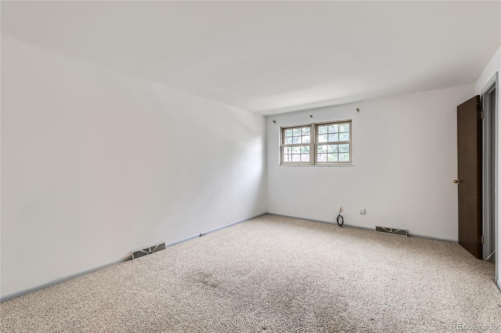 MLS Image #18 for 1200 s monaco st parkway,denver, Colorado