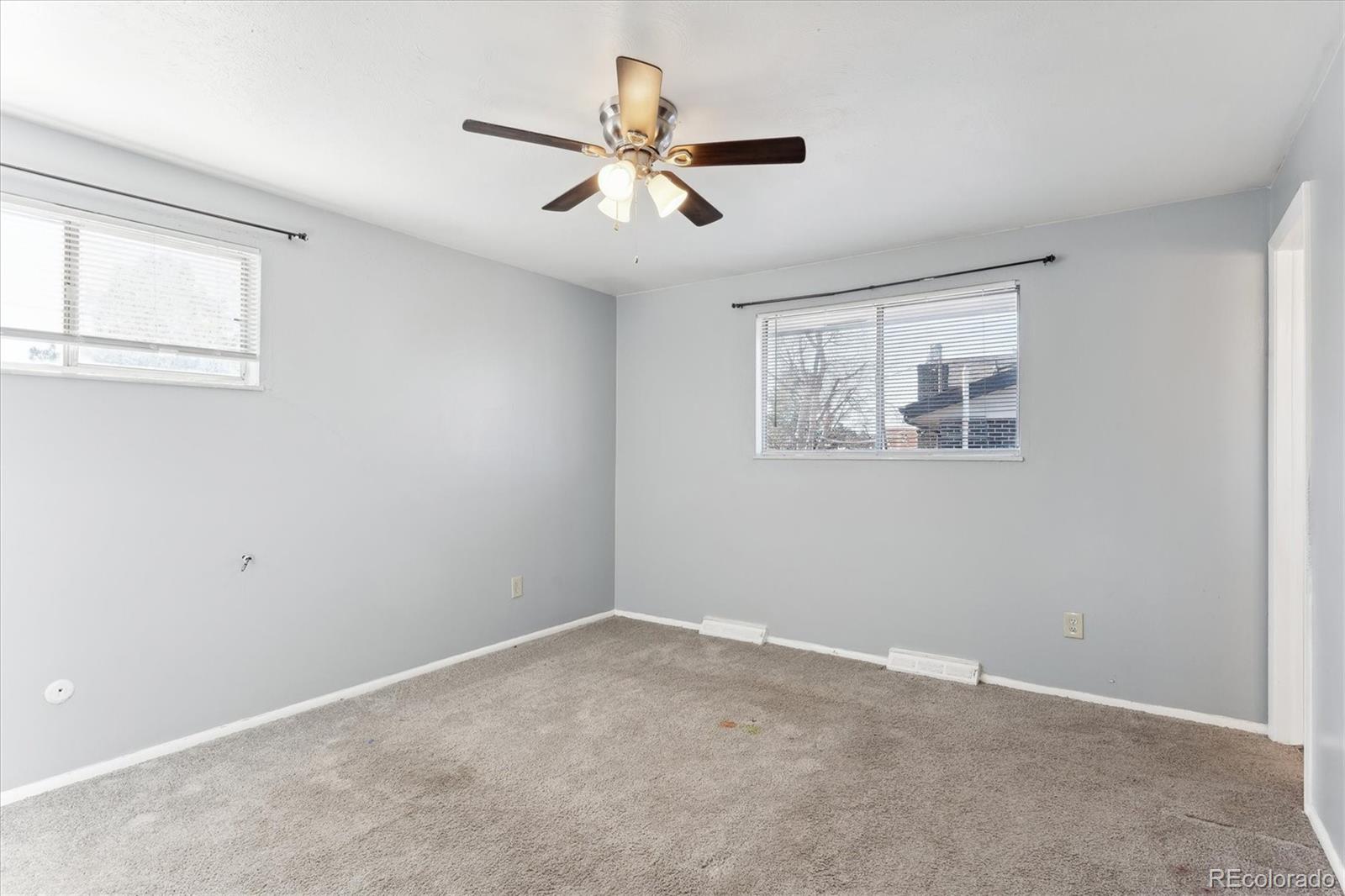 MLS Image #10 for 8286 e girard avenue,denver, Colorado