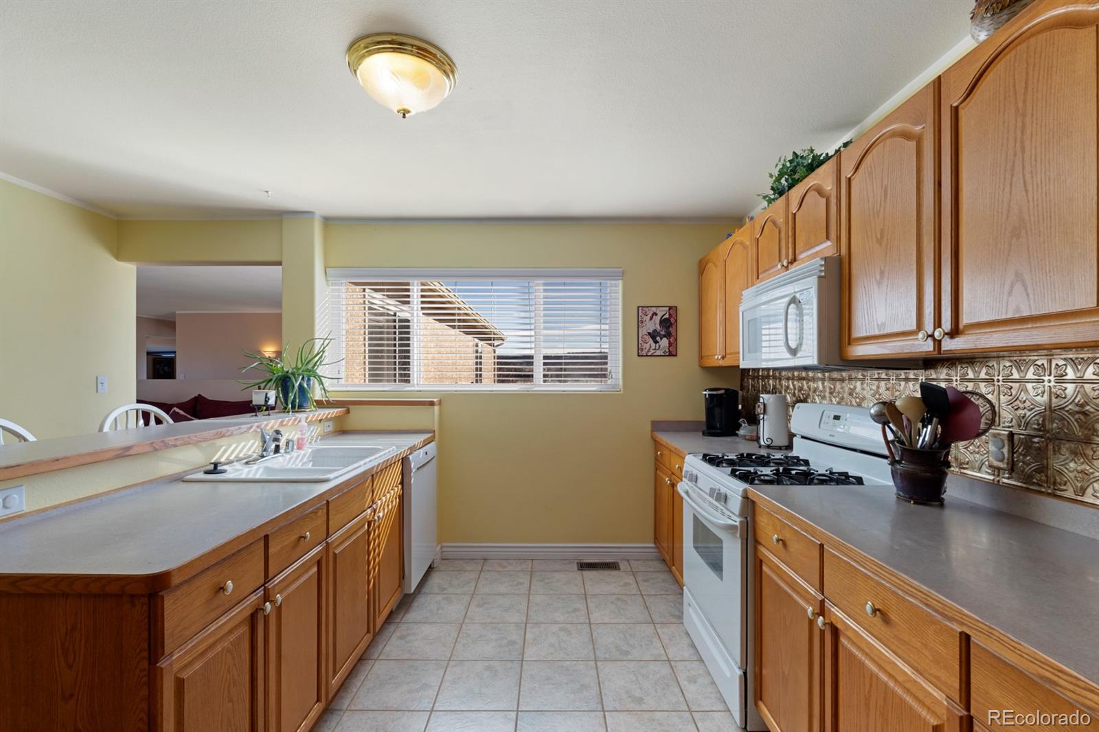 MLS Image #14 for 4480  sandy creek drive,colorado city, Colorado