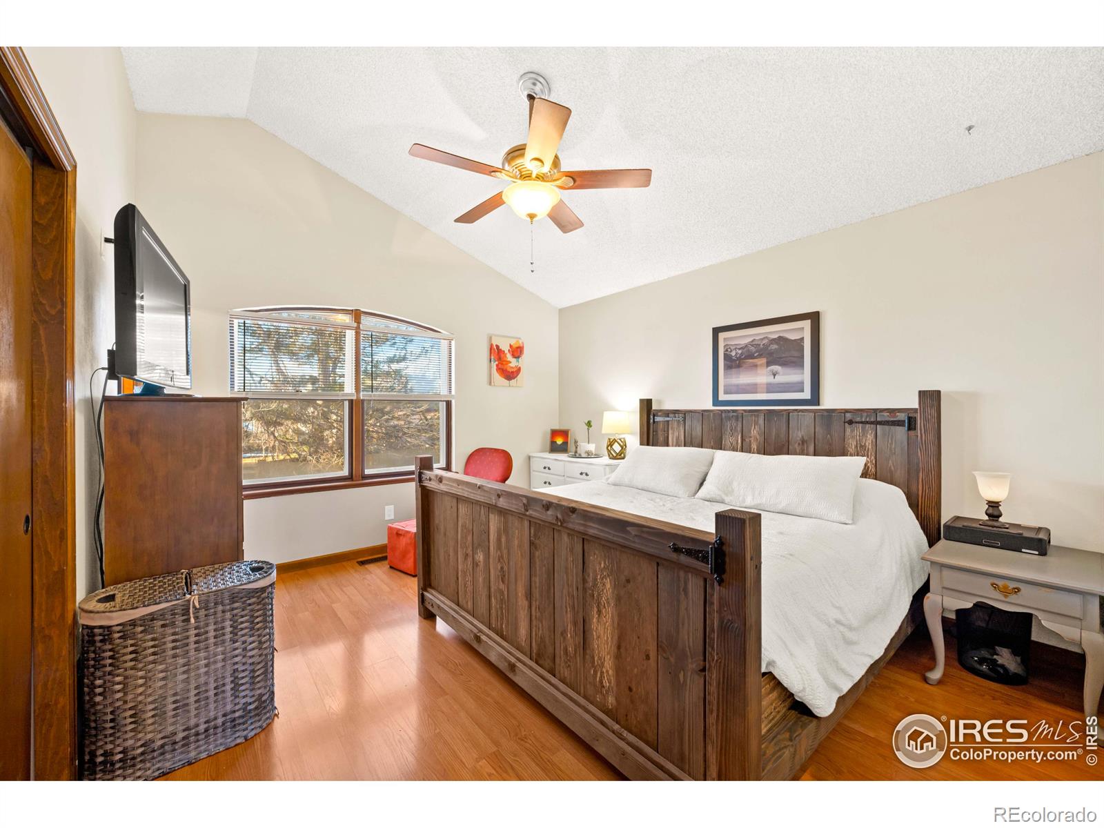 MLS Image #10 for 803  buchanan lane,longmont, Colorado