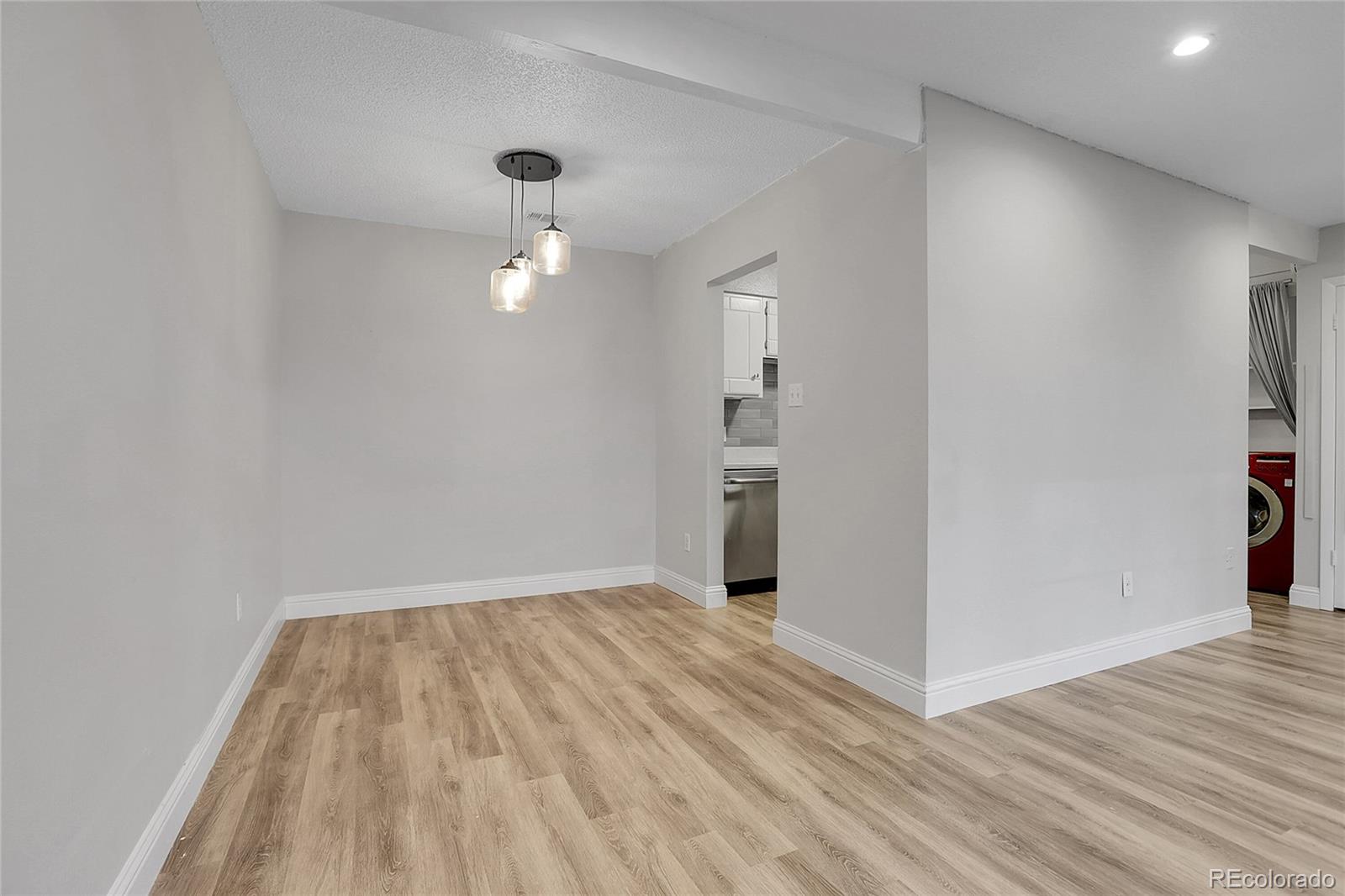 MLS Image #6 for 7995 e mississippi avenue,denver, Colorado