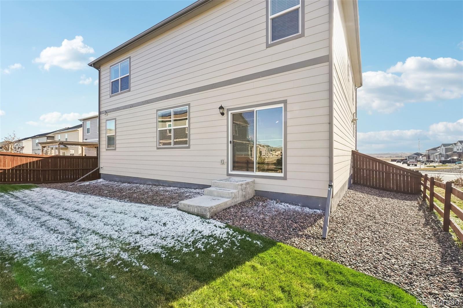 MLS Image #29 for 2555  siskin way,johnstown, Colorado