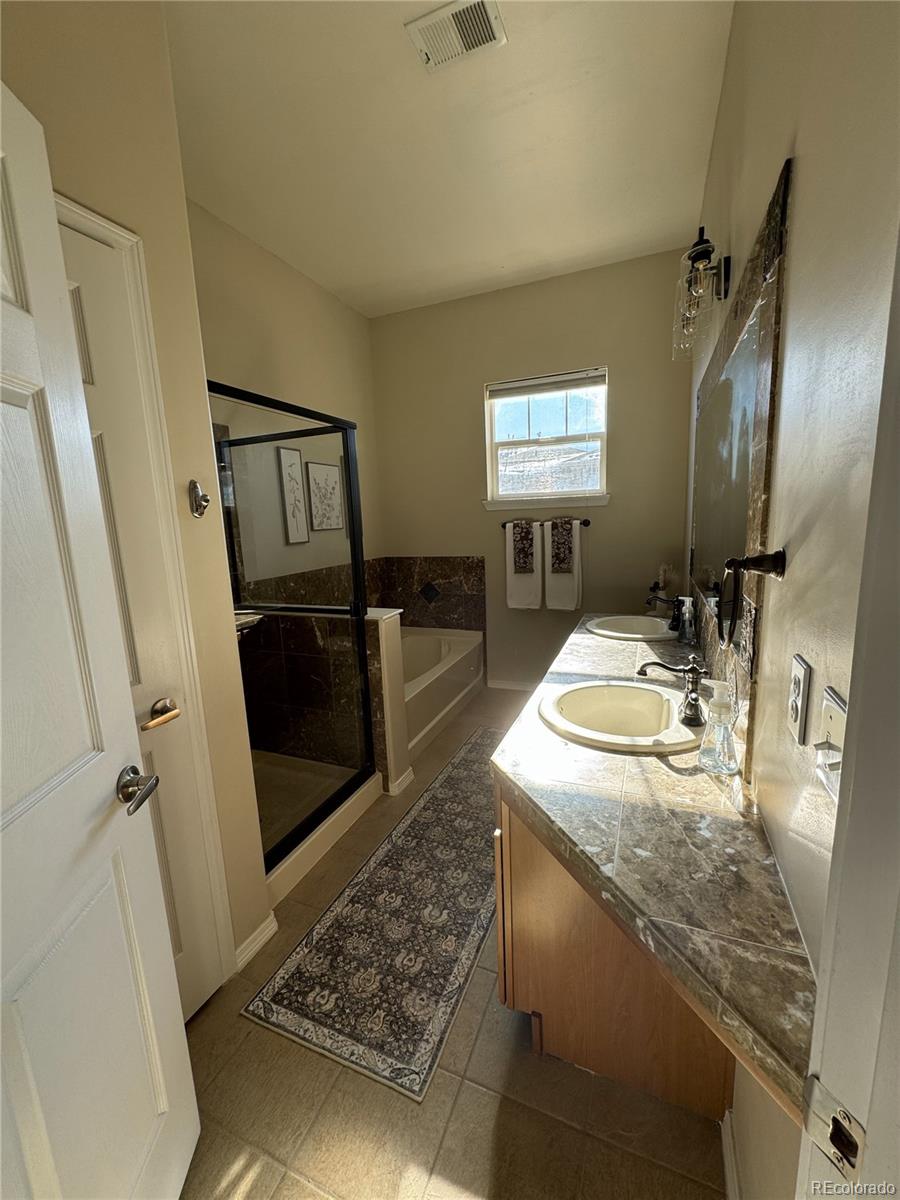 MLS Image #10 for 15455  canyon rim drive,englewood, Colorado