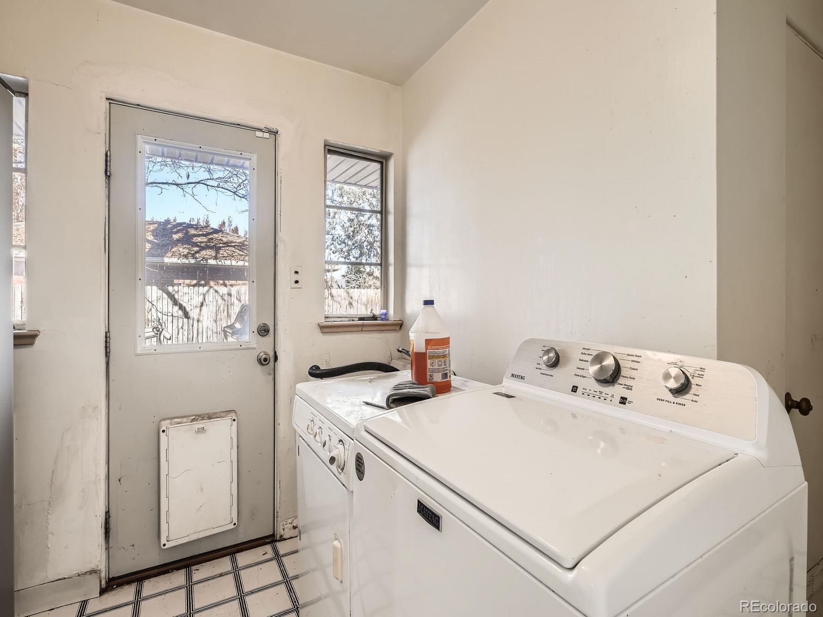 MLS Image #23 for 5931 e 6th ,denver, Colorado