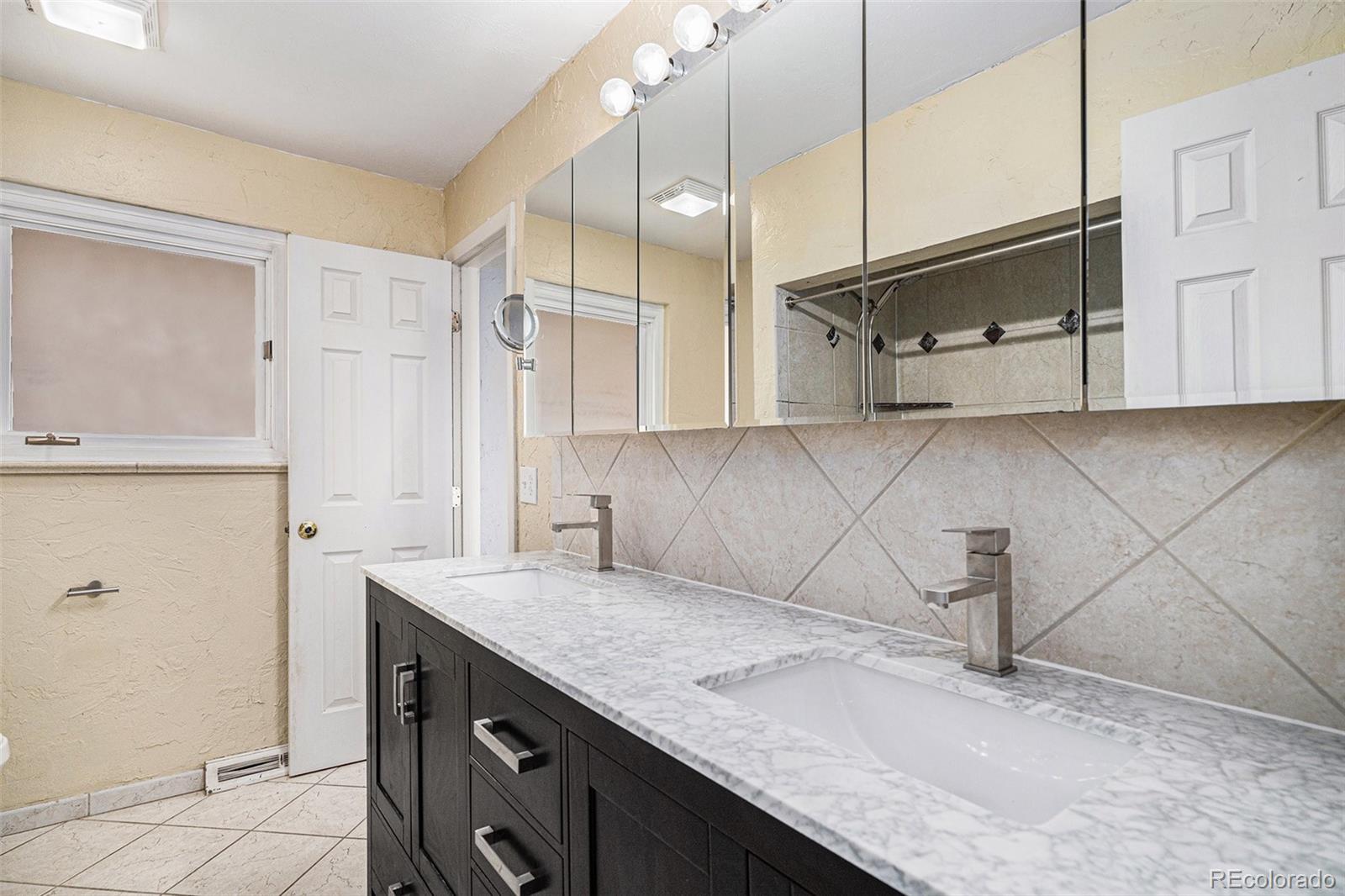 MLS Image #17 for 8550 e davies place,centennial, Colorado