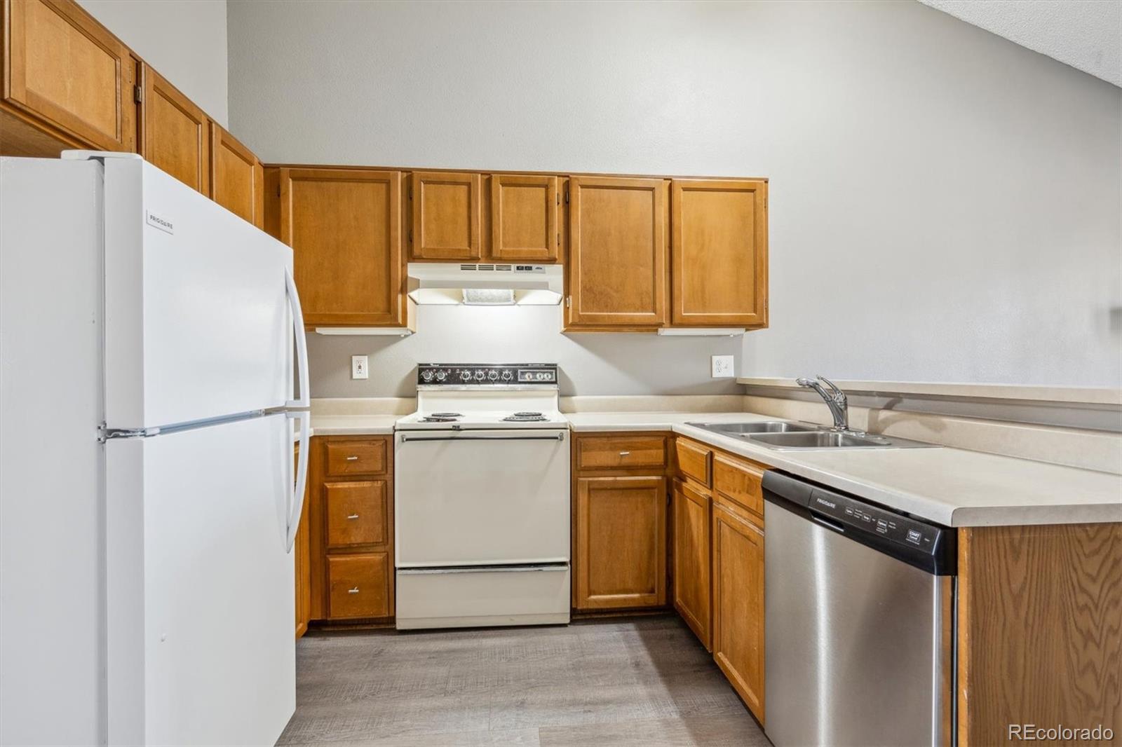 MLS Image #11 for 4656 s dillon court,aurora, Colorado