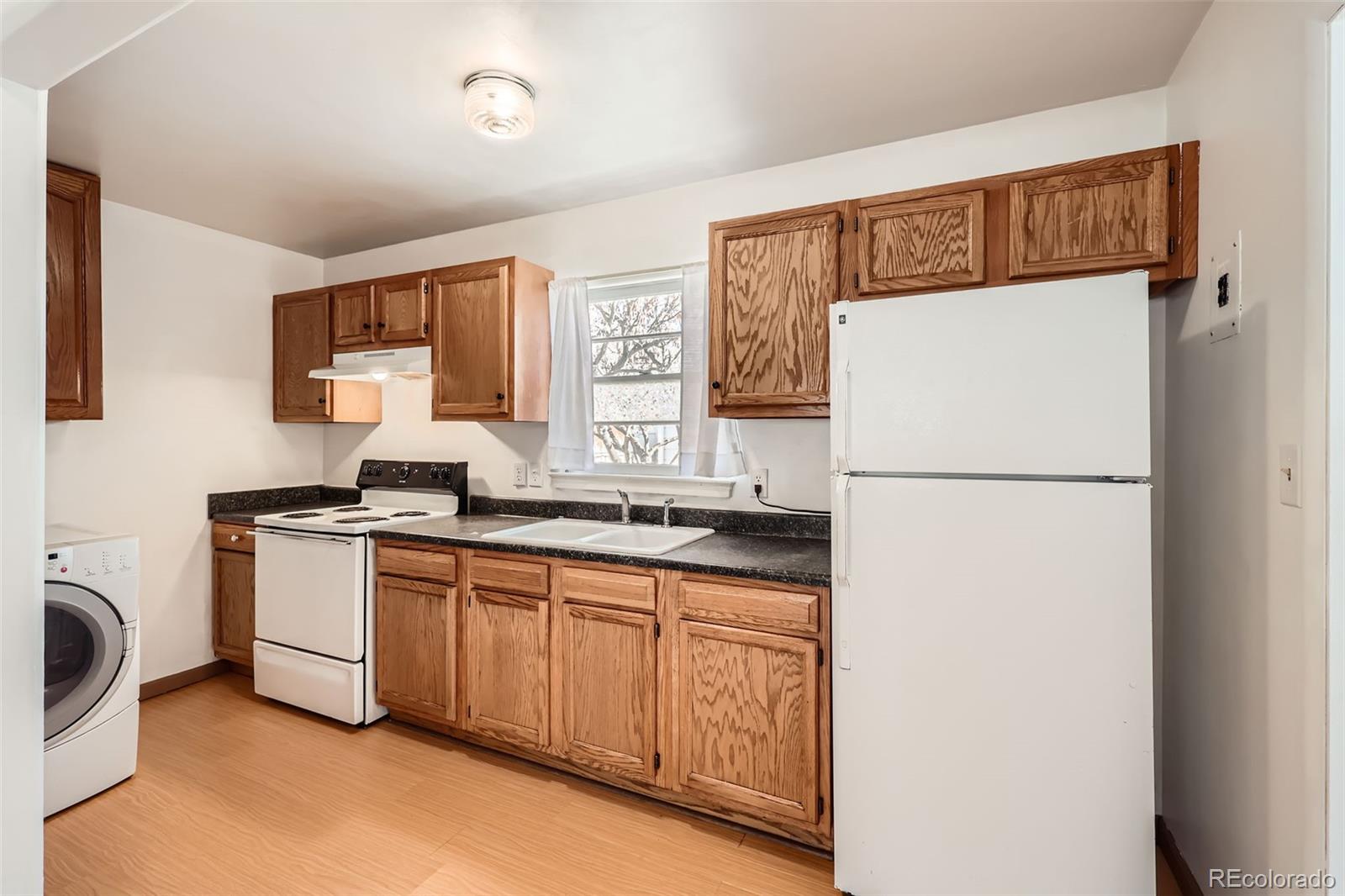 MLS Image #4 for 1340  clinton street,aurora, Colorado