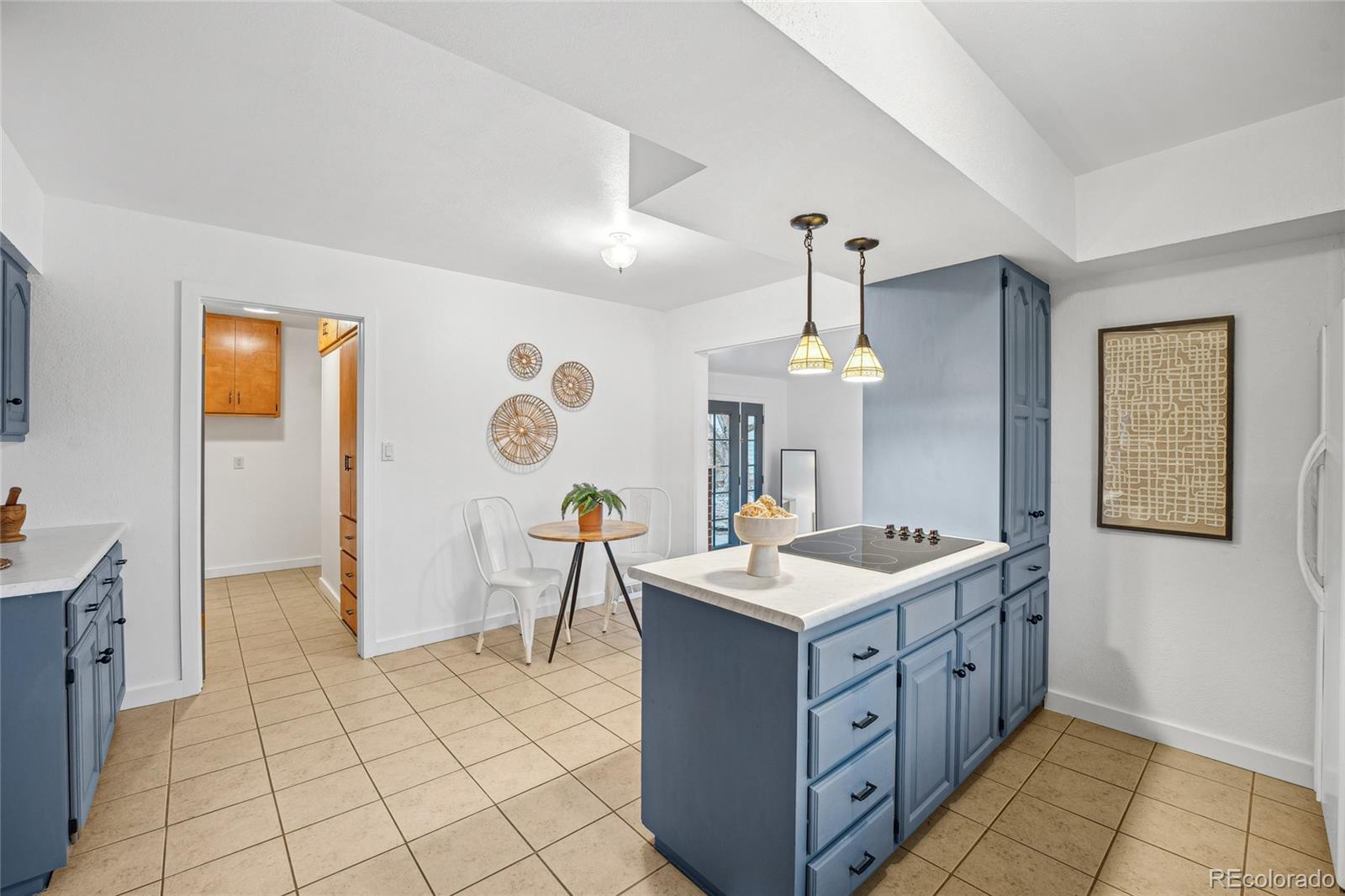 MLS Image #17 for 4109 s acoma street,englewood, Colorado