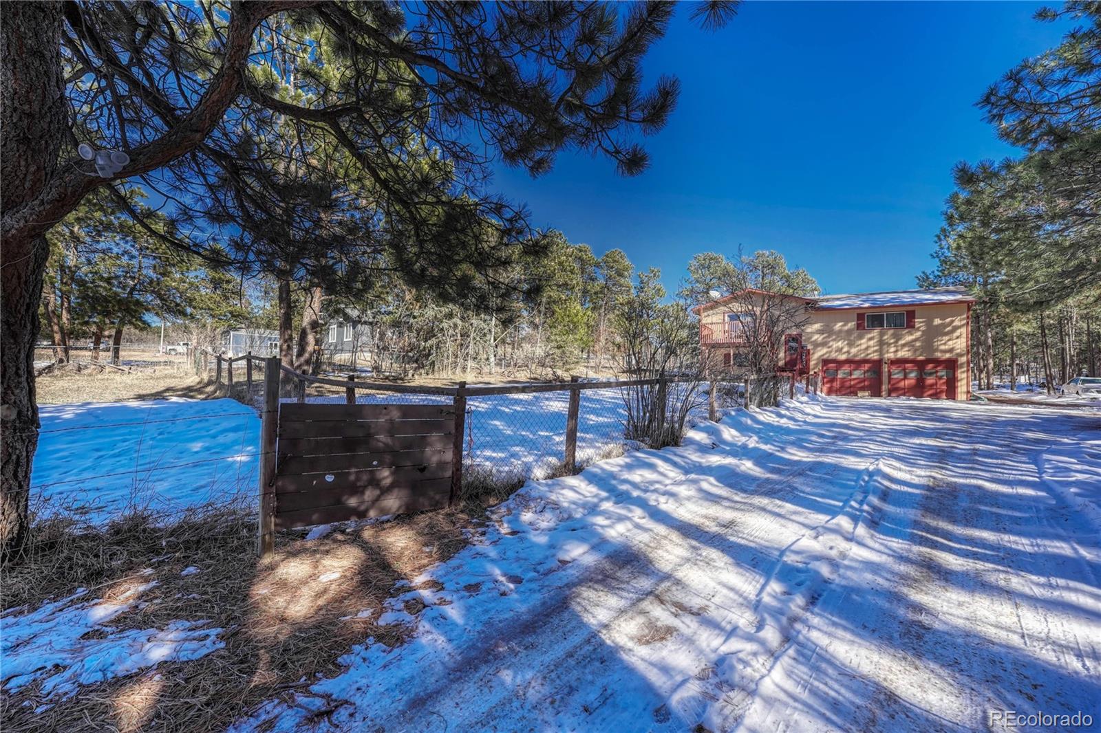 MLS Image #2 for 13455  meadow glen lane,colorado springs, Colorado