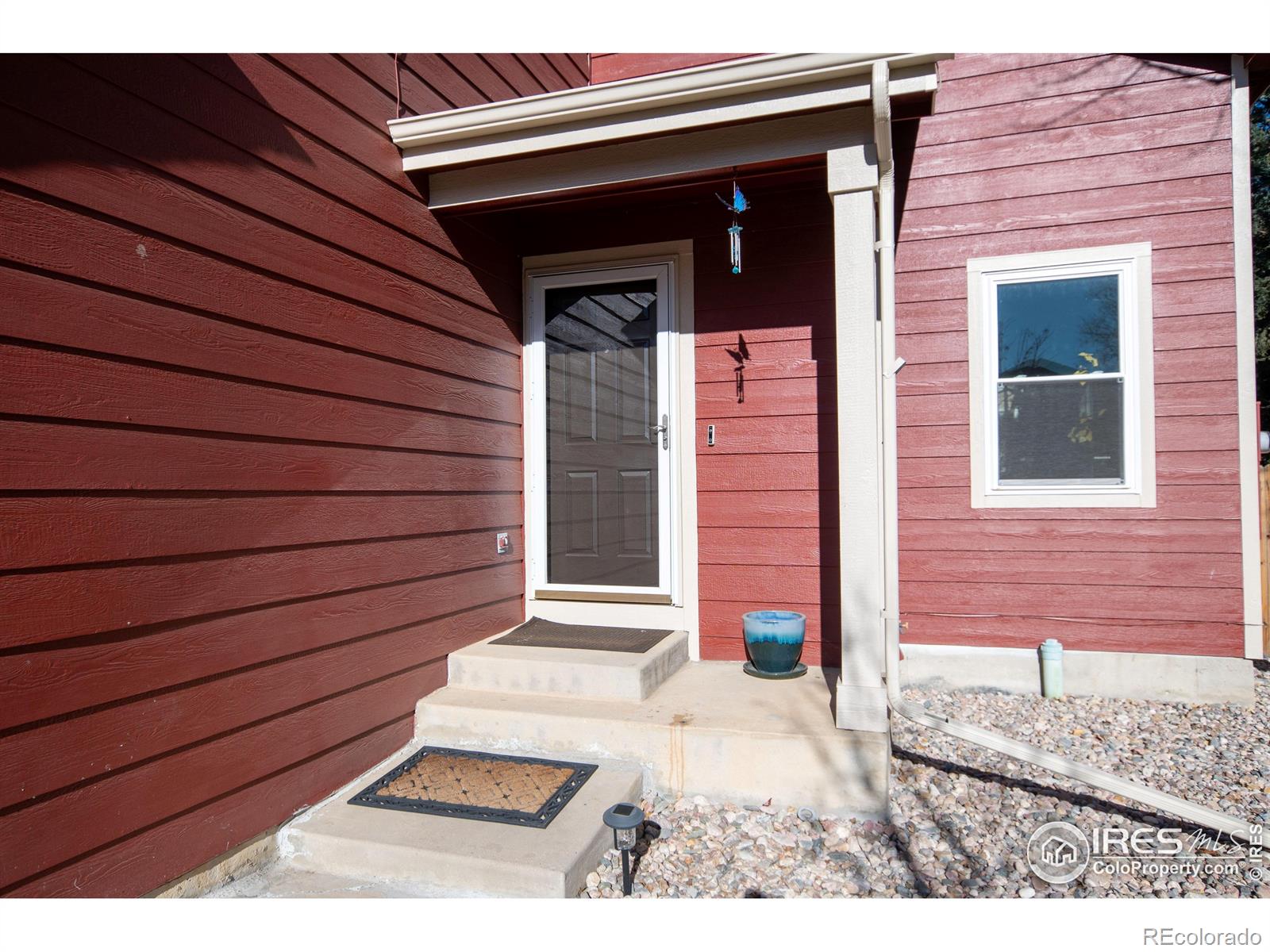 MLS Image #3 for 1739  twin lakes circle,loveland, Colorado