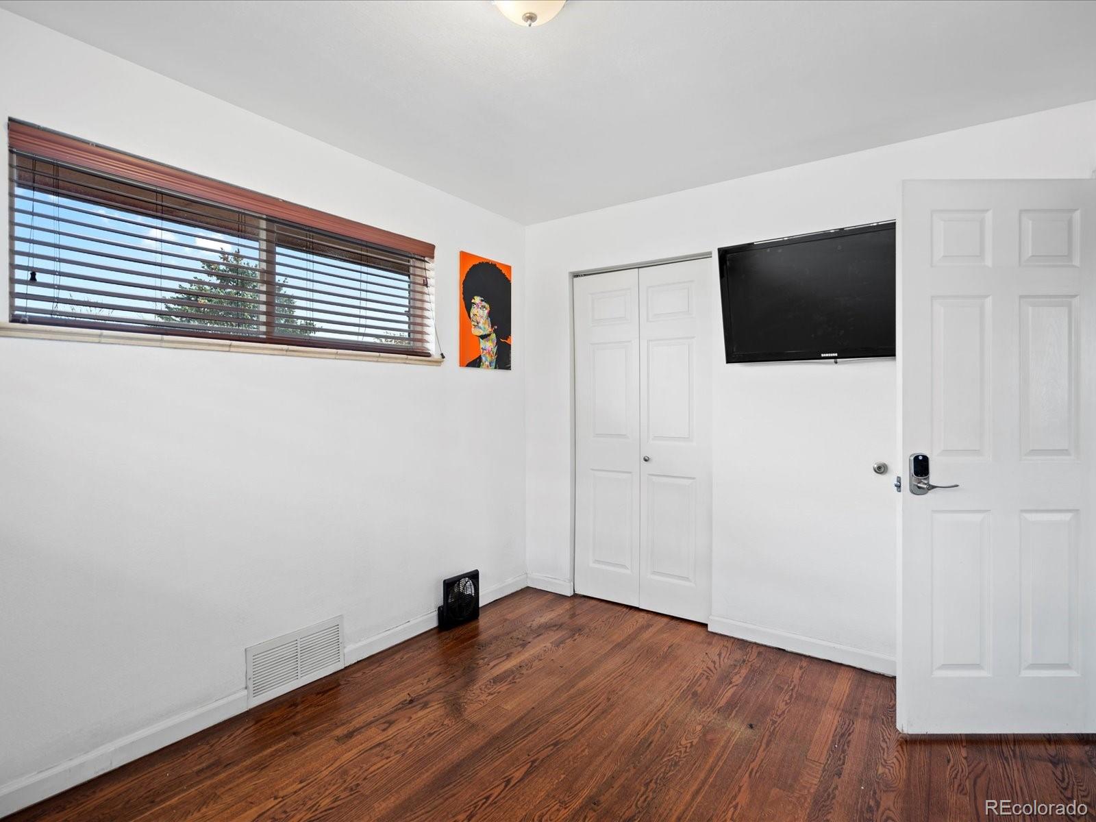 MLS Image #12 for 3559  hudson street,denver, Colorado