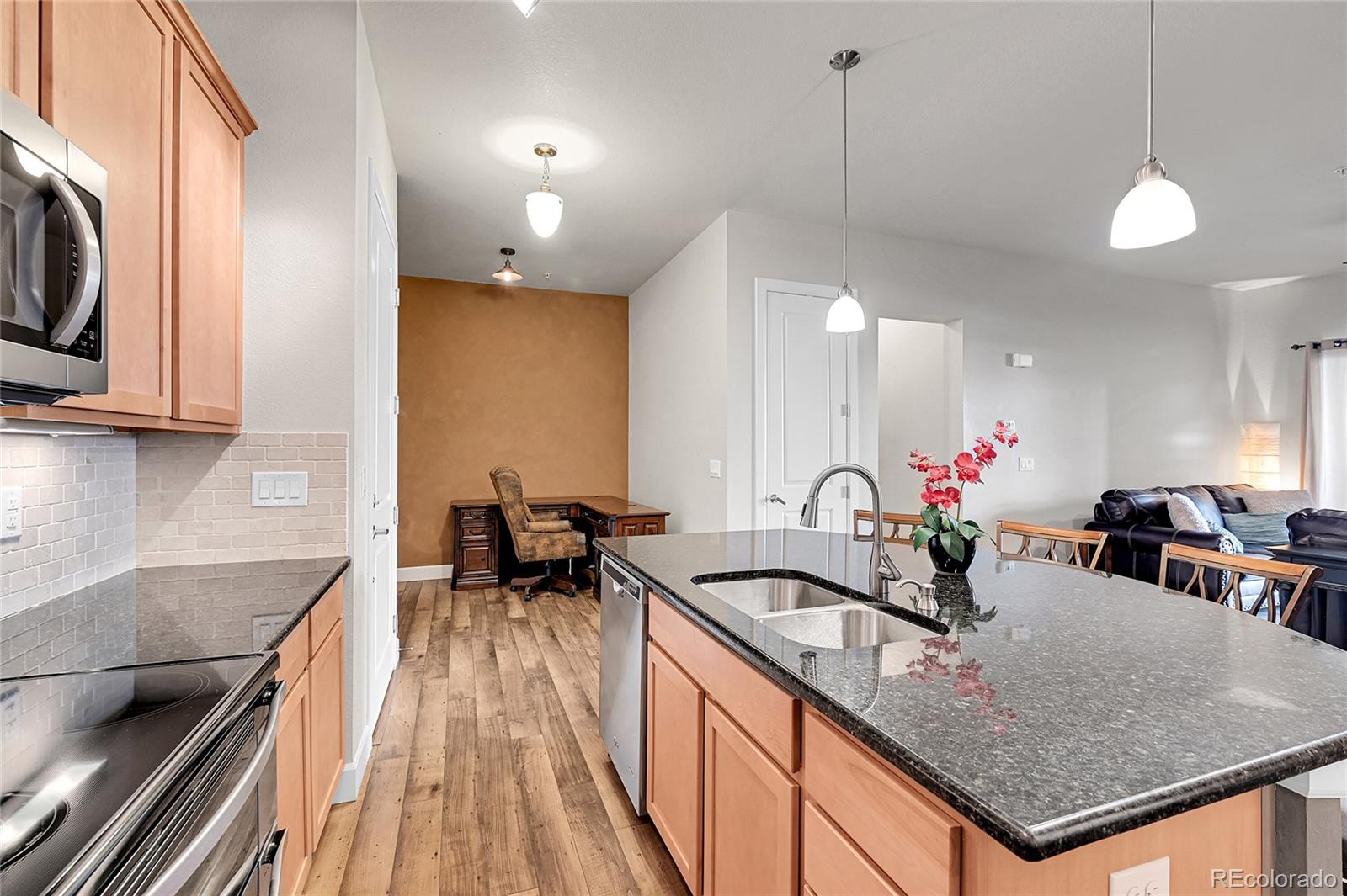 MLS Image #8 for 301  inverness way 209,englewood, Colorado