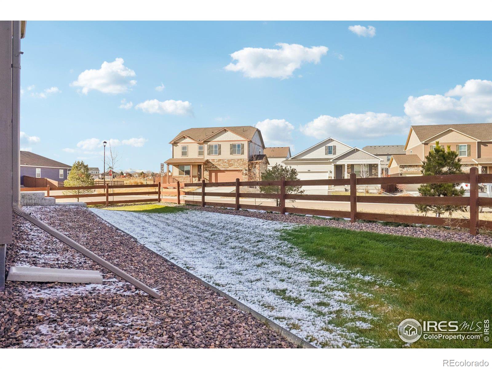 MLS Image #29 for 2555  siskin way,johnstown, Colorado