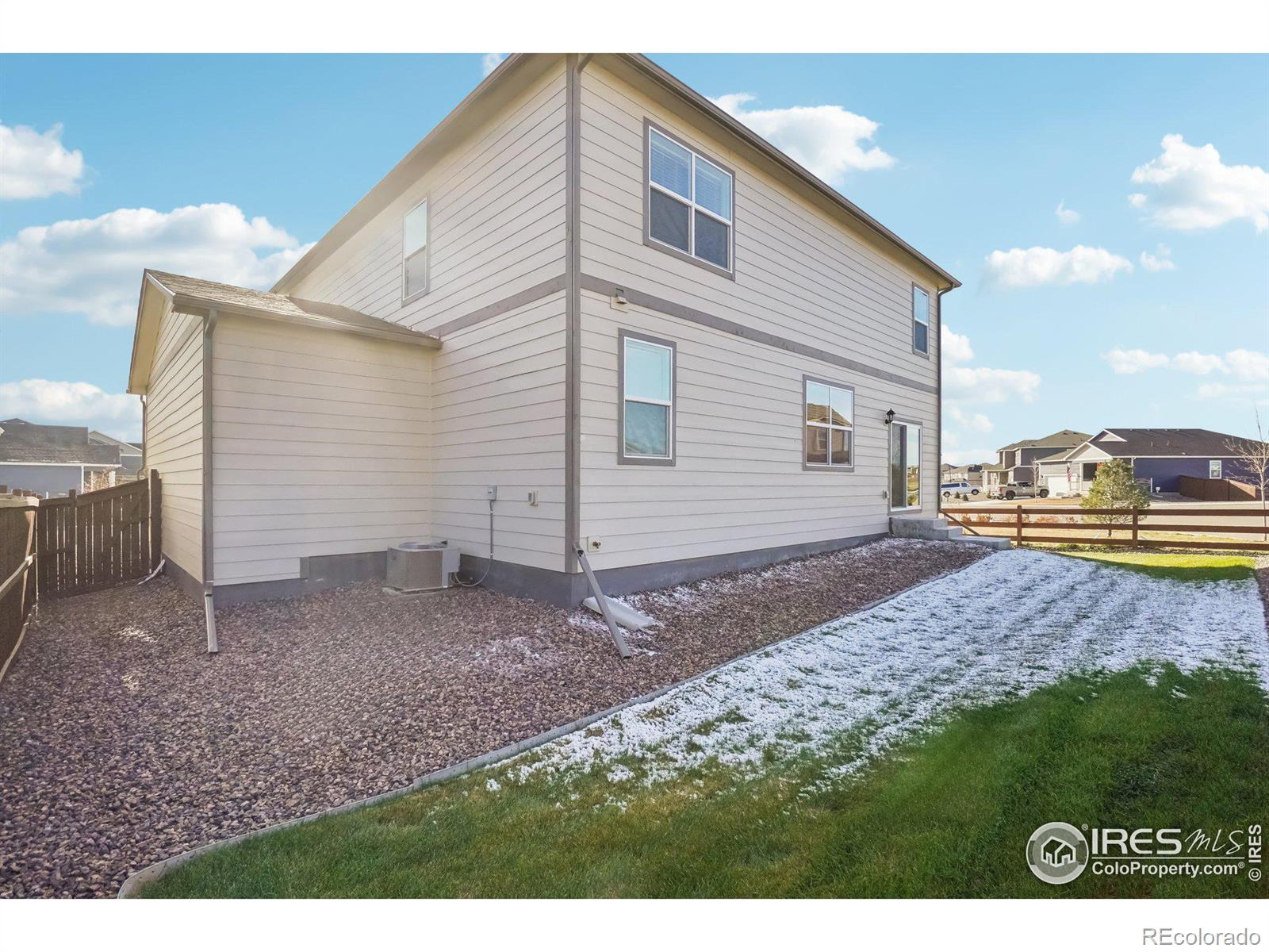 MLS Image #31 for 2555  siskin way,johnstown, Colorado