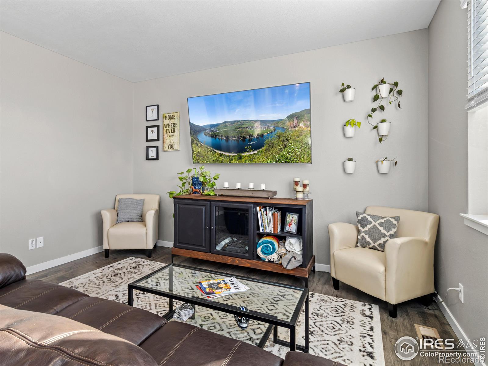 MLS Image #7 for 1555  sun river road,berthoud, Colorado