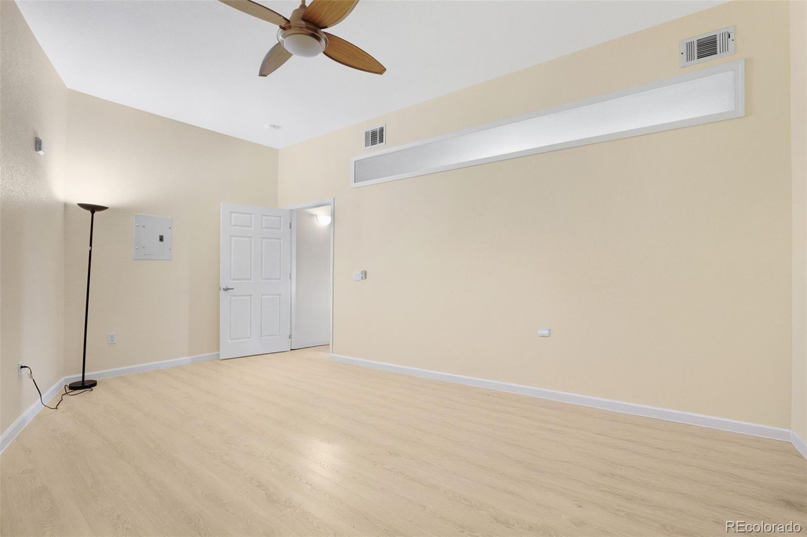 MLS Image #13 for 15475  andrews drive,denver, Colorado