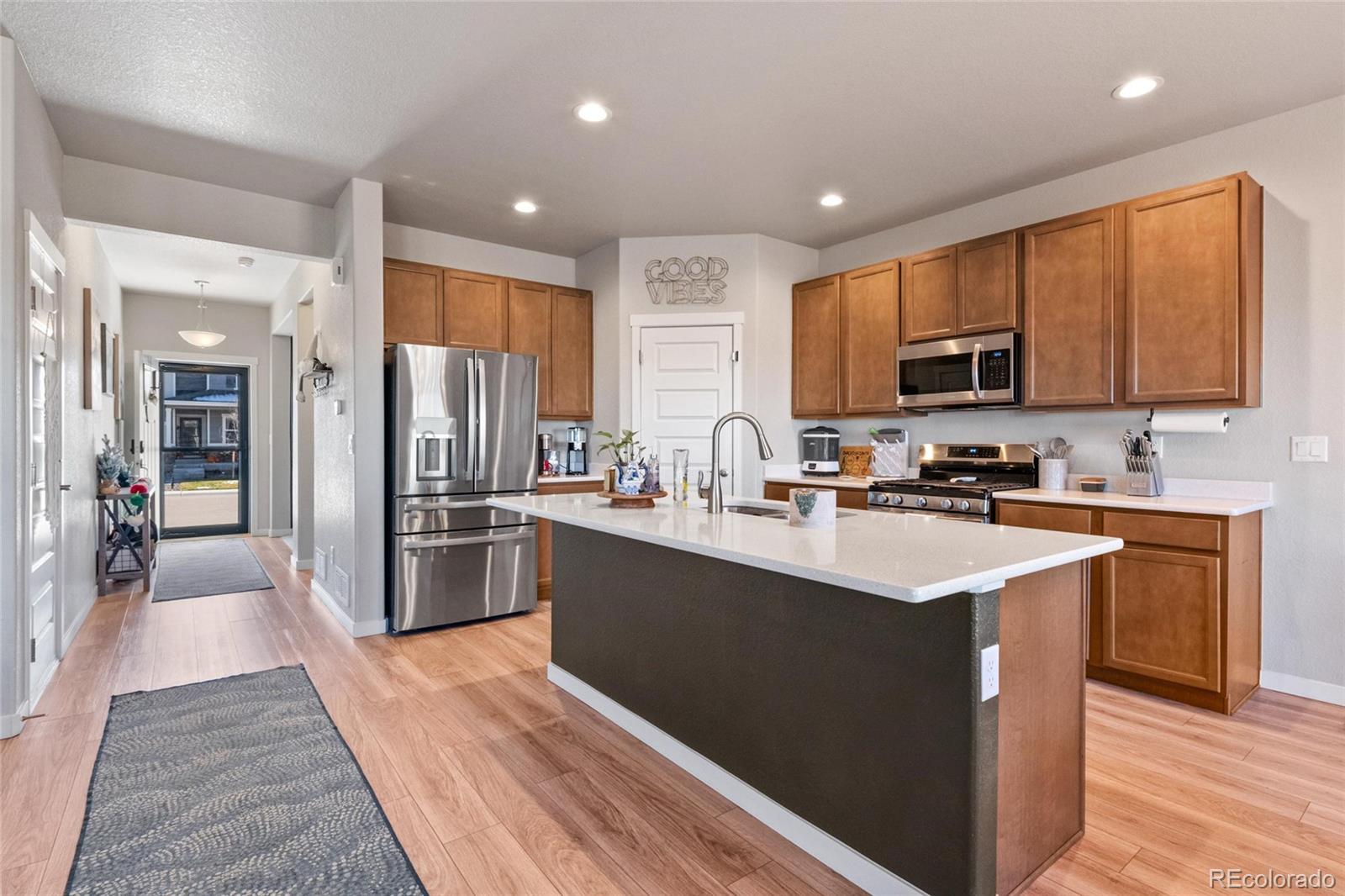 MLS Image #4 for 244  chipeta way,lochbuie, Colorado